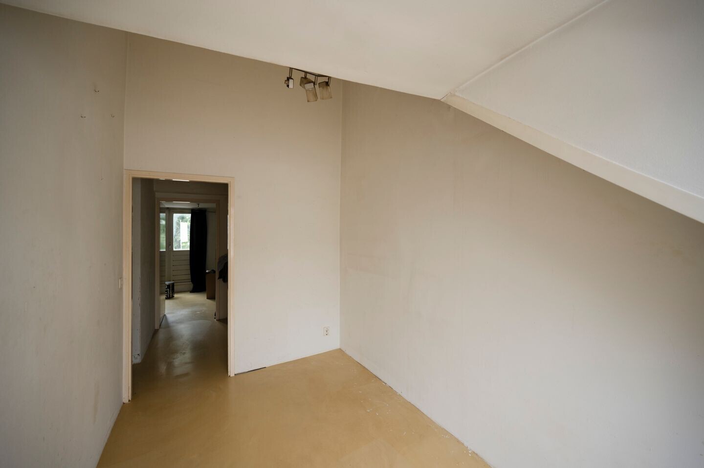Hoekwoning te koop: Tuinstraat 4, Alphen Aan Den Rijn