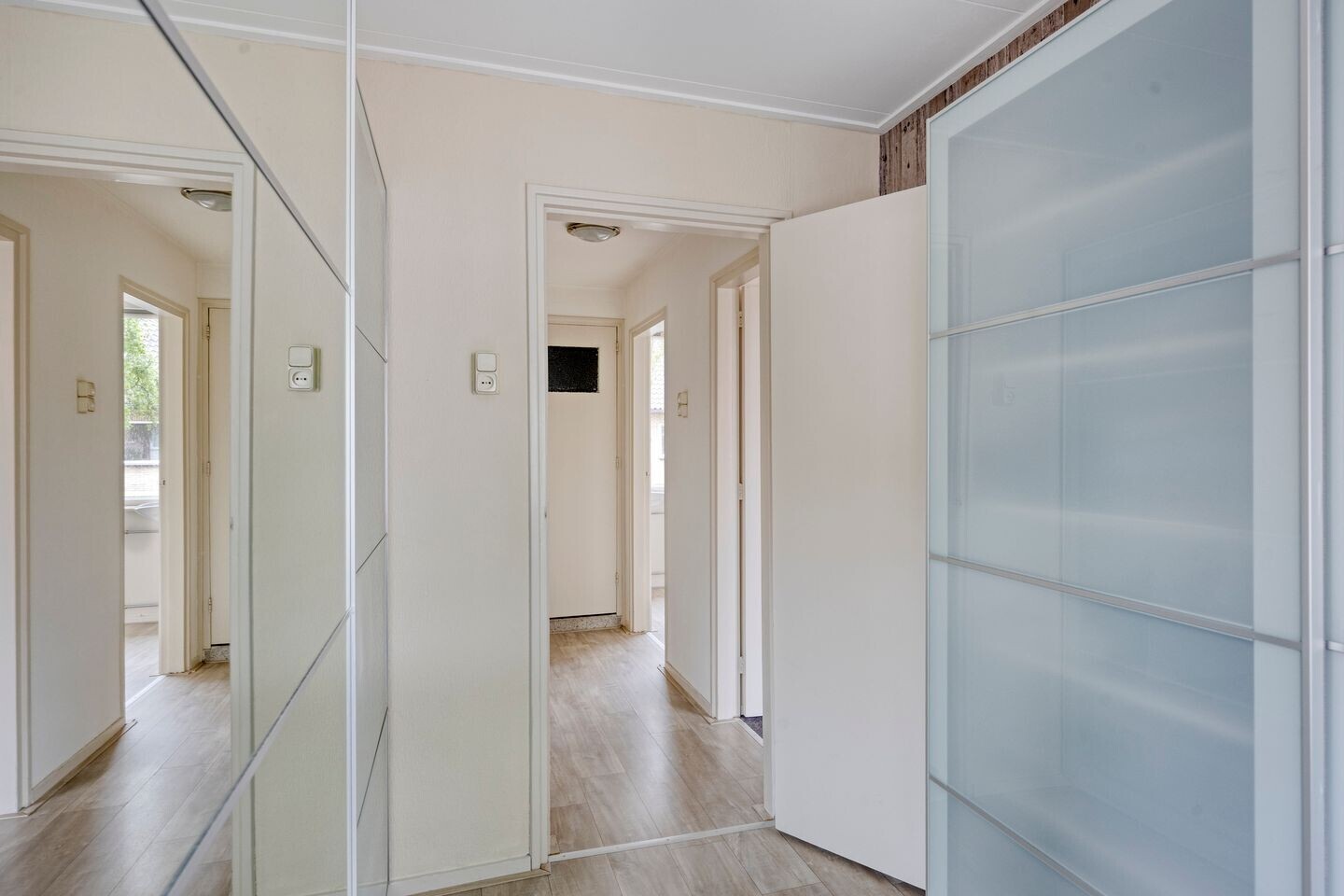 Hoekwoning te koop: Van Boetzelaerstraat 117, Alphen Aan Den Rijn