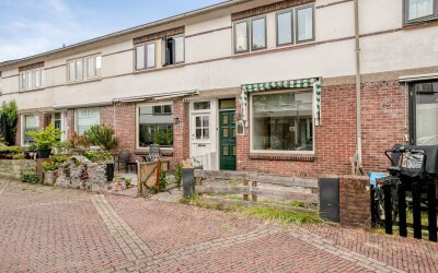 Leliestraat 25