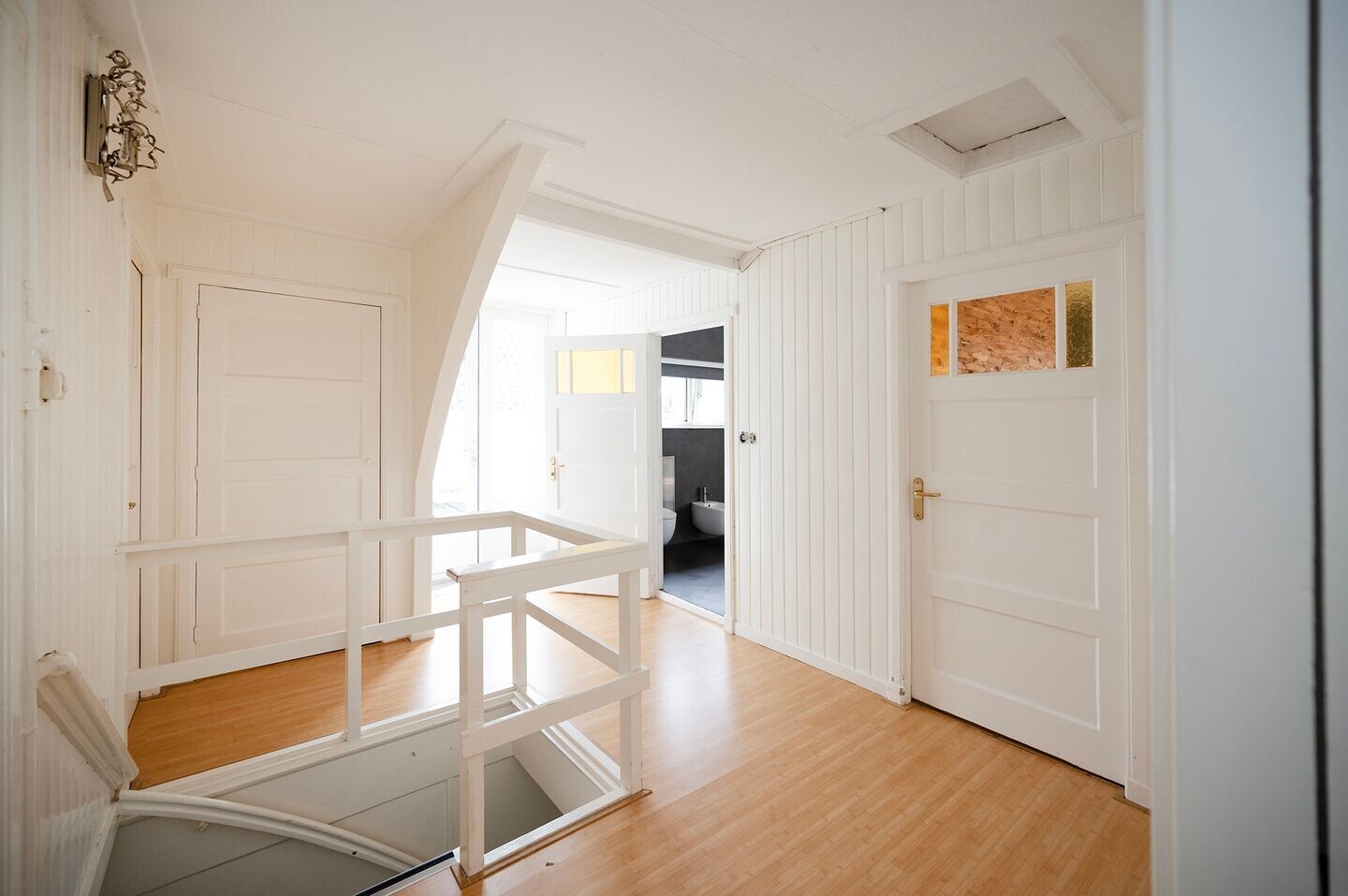 Tussenwoning te koop: Hooftstraat 263, Alphen Aan Den Rijn