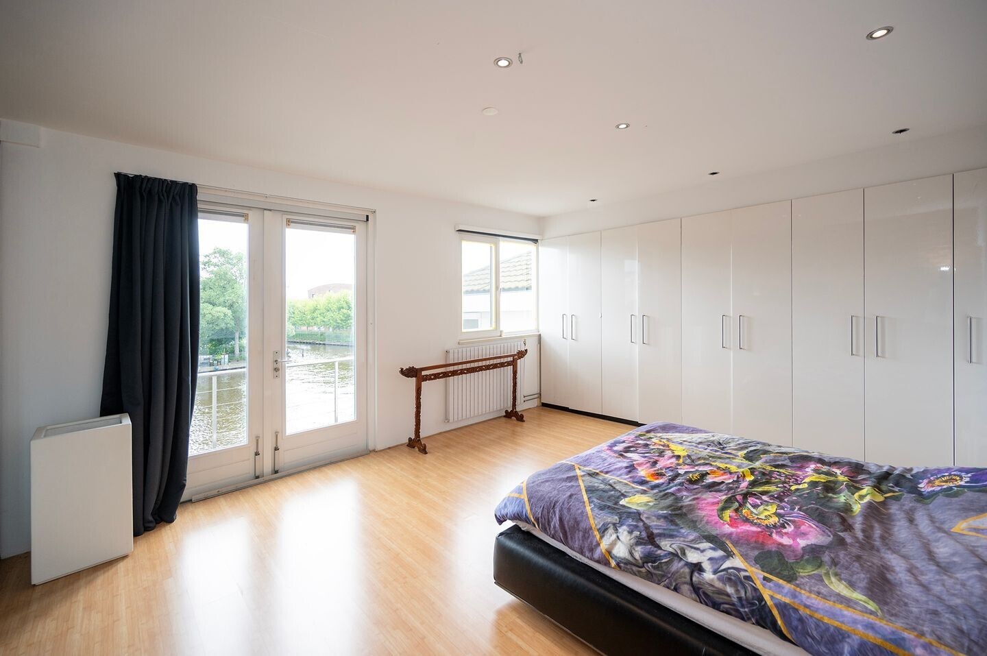 Tussenwoning te koop: Hooftstraat 263, Alphen Aan Den Rijn