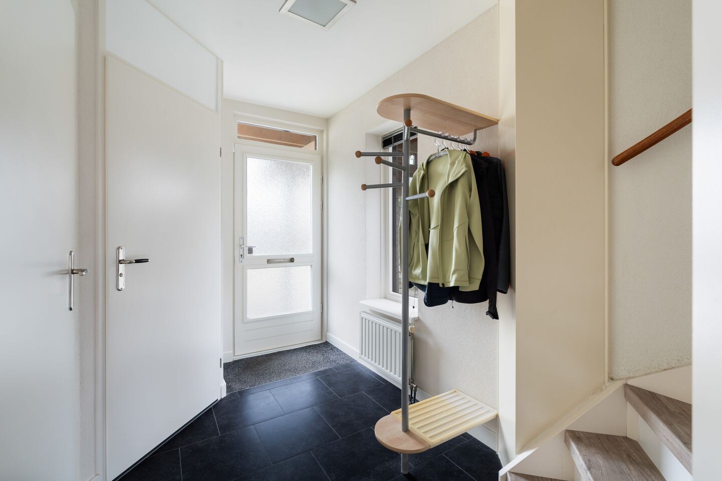 Hoekwoning te koop: Moutmolen 13, Alphen Aan Den Rijn