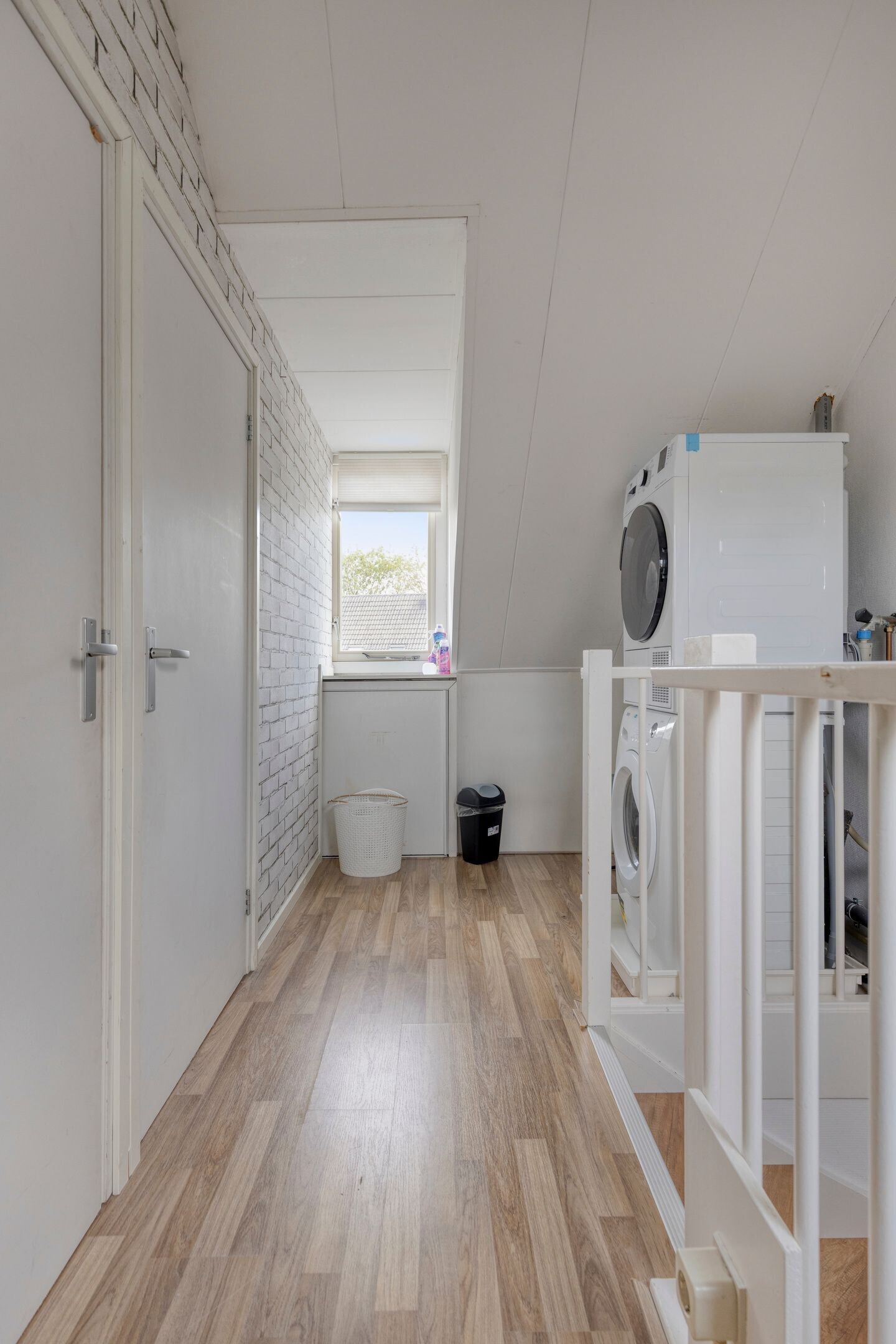 Tussenwoning te koop: Papiermolen 61, Alphen Aan Den Rijn