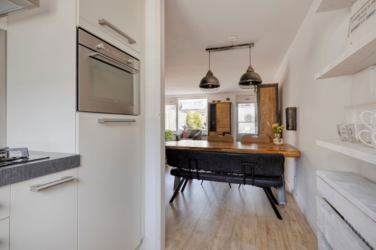 Tussenwoning te koop: Papiermolen 61, Alphen Aan Den Rijn