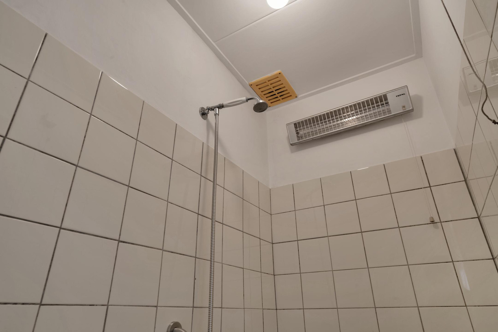 Tussenwoning te koop: J.W.C. Bloemstraat 29, Alphen Aan Den Rijn