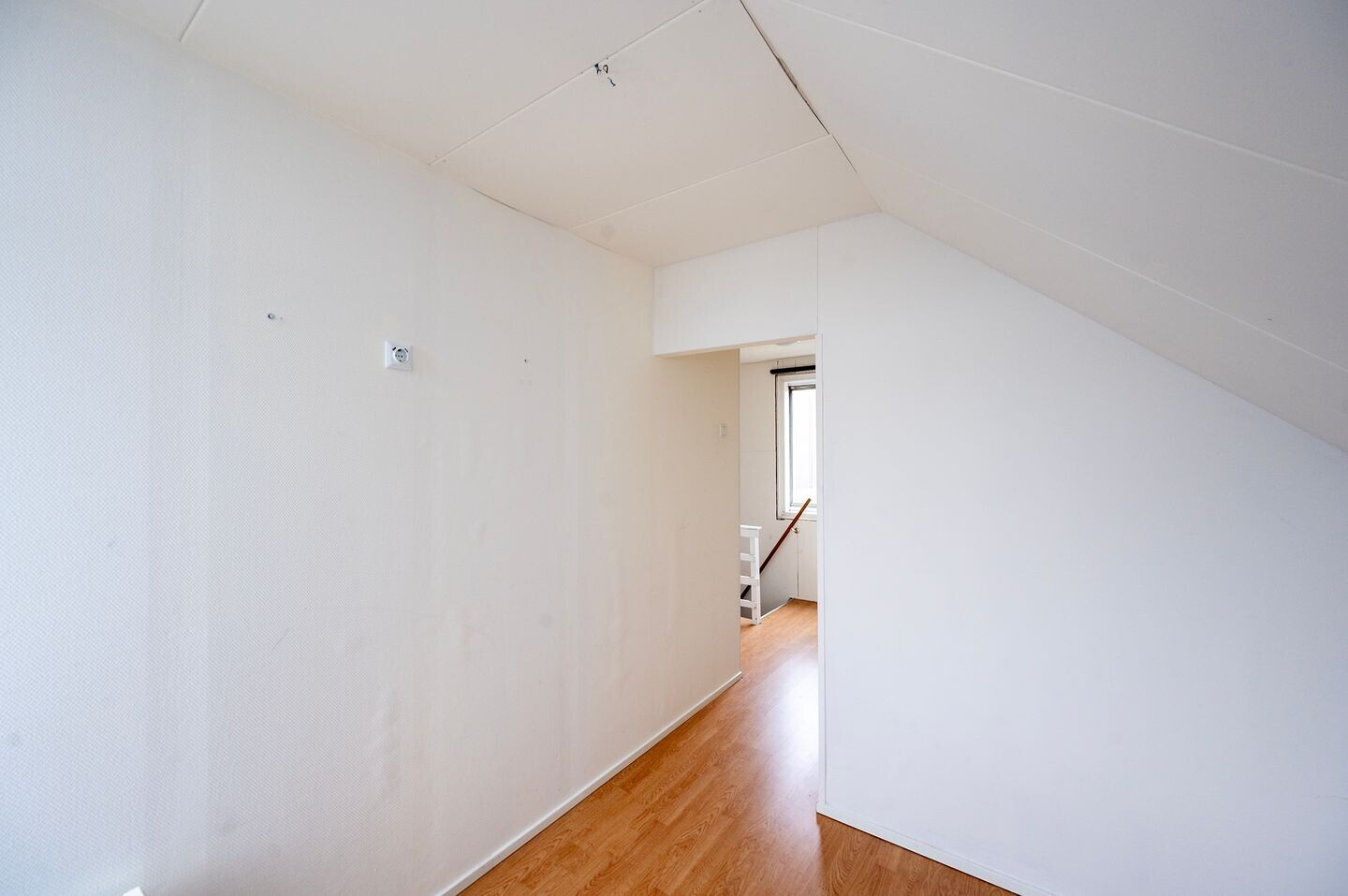 Tussenwoning te koop: J.W.C. Bloemstraat 41, Alphen Aan Den Rijn