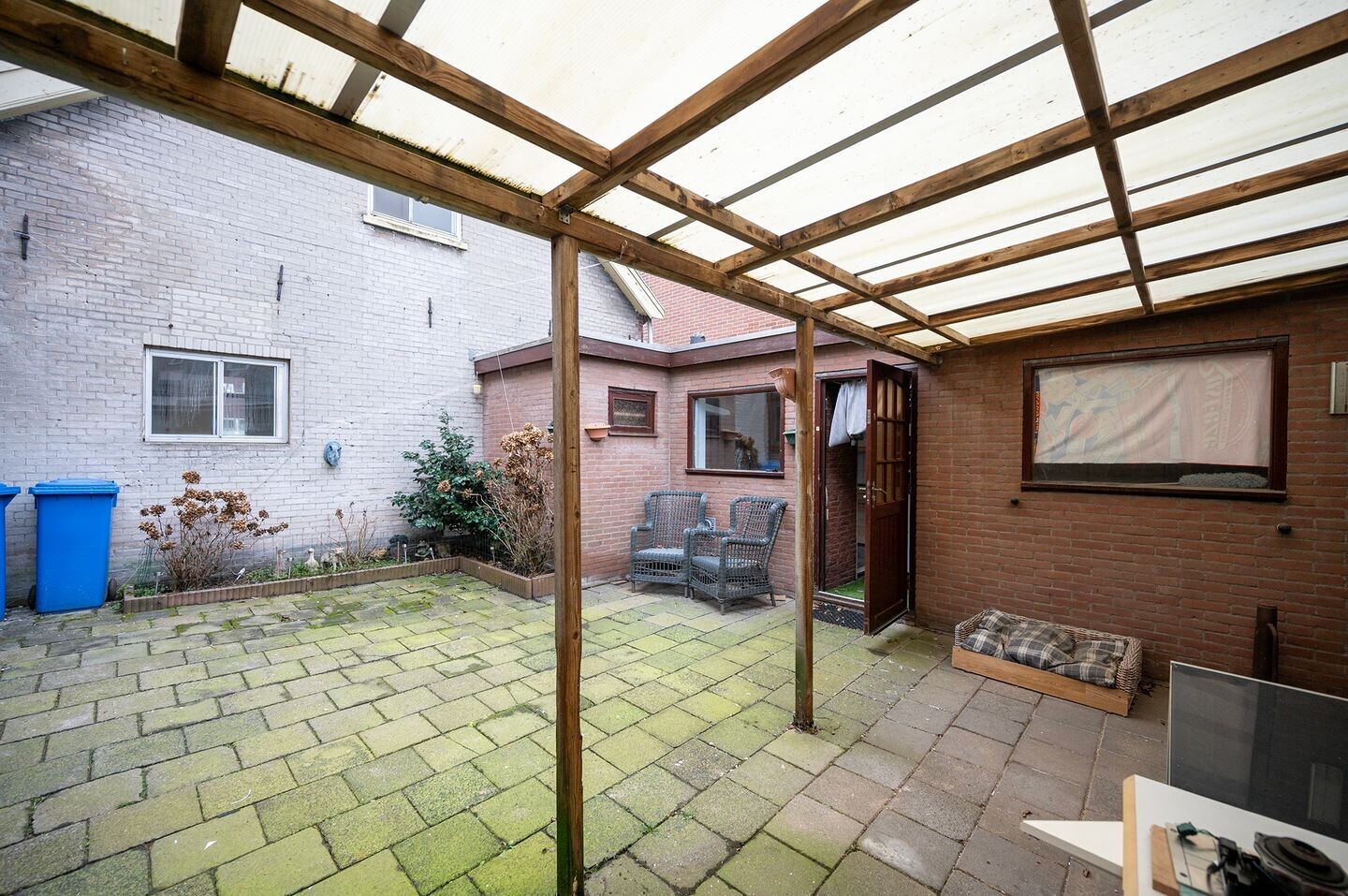 Tussenwoning te koop: J.W.C. Bloemstraat 41, Alphen Aan Den Rijn