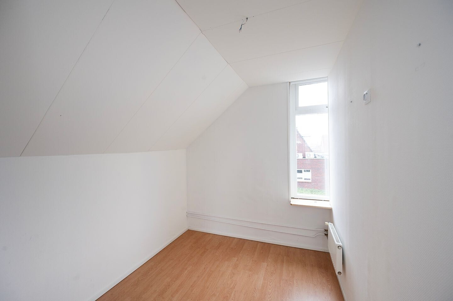 Tussenwoning te koop: J.W.C. Bloemstraat 41, Alphen Aan Den Rijn