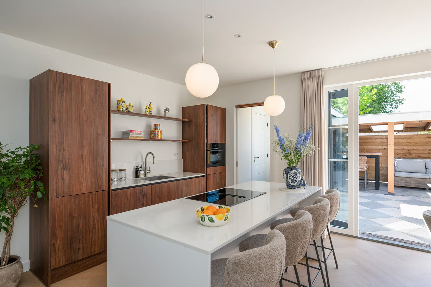 Hoekwoning te koop: Toussaintstraat 17, Alphen Aan Den Rijn