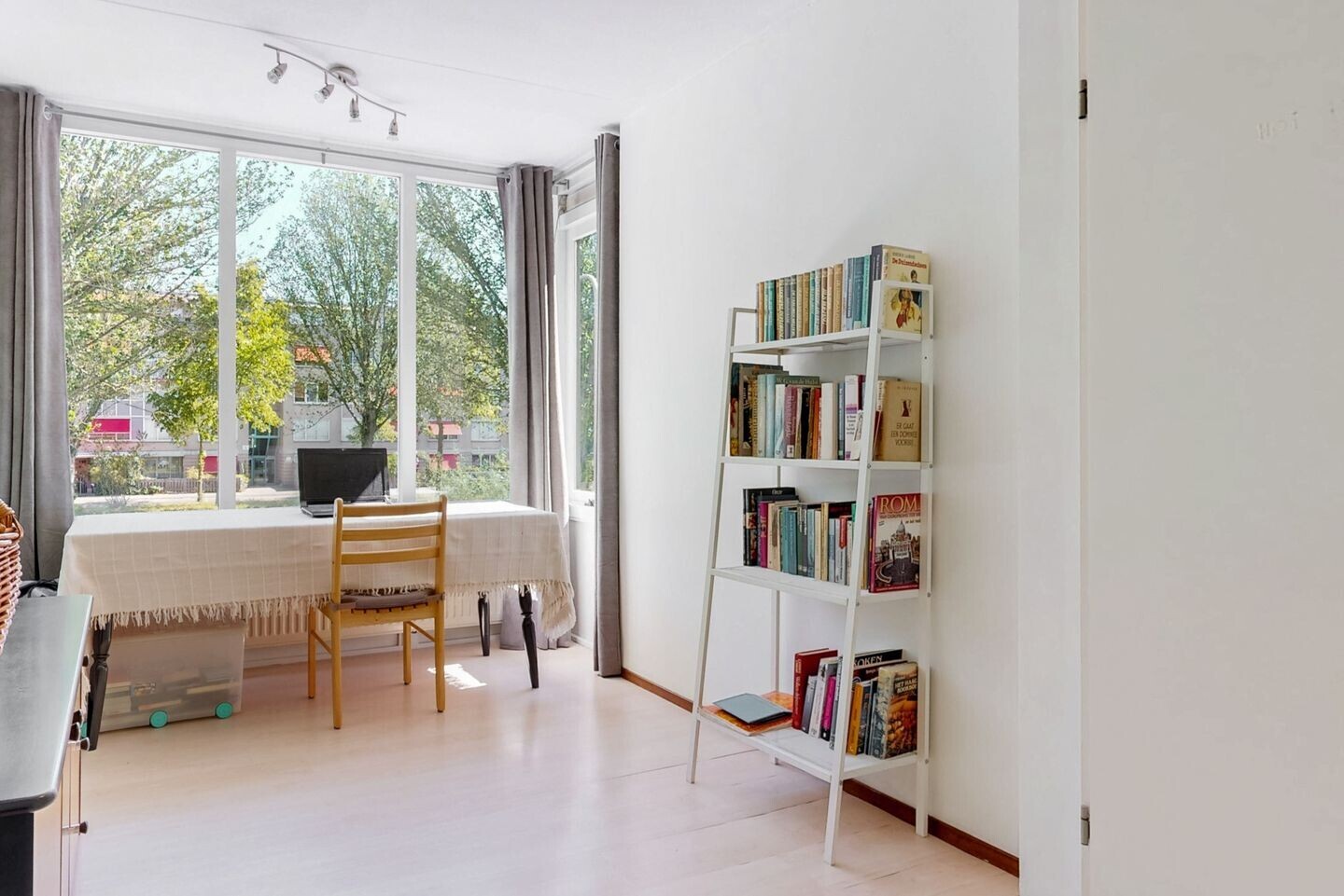 Tussenwoning te koop: Denemarkensingel 100, Alphen Aan Den Rijn