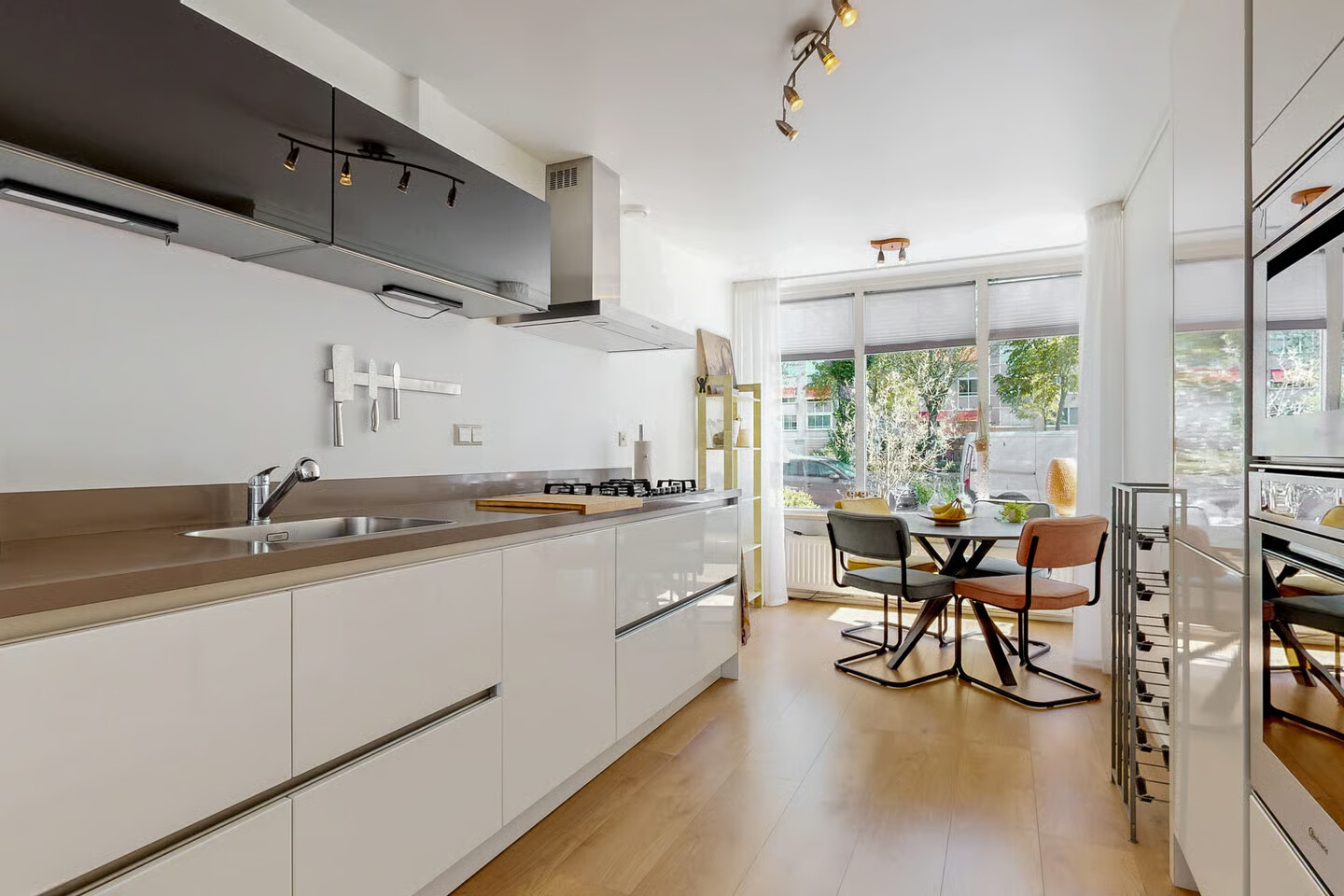 Tussenwoning te koop: Denemarkensingel 100, Alphen Aan Den Rijn