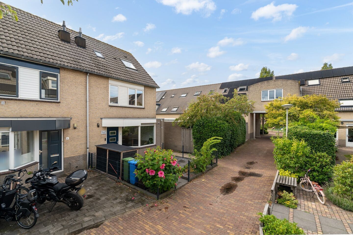 Hoekwoning te koop: Ierlandstraat 2, Alphen Aan Den Rijn