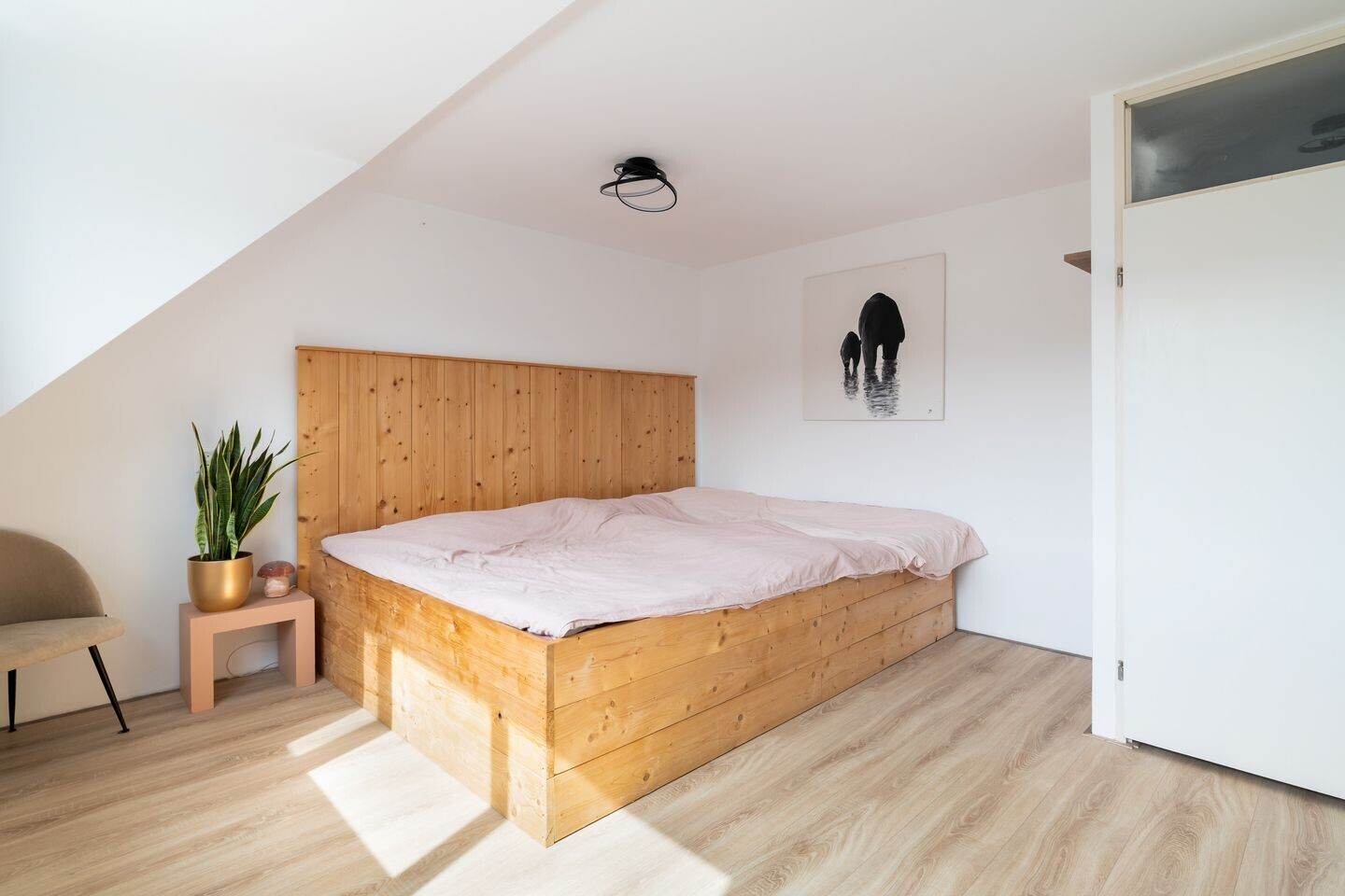 Hoekwoning te koop: Ierlandstraat 2, Alphen Aan Den Rijn