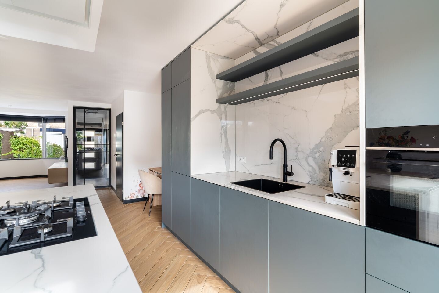 Hoekwoning te koop: Ierlandstraat 2, Alphen Aan Den Rijn