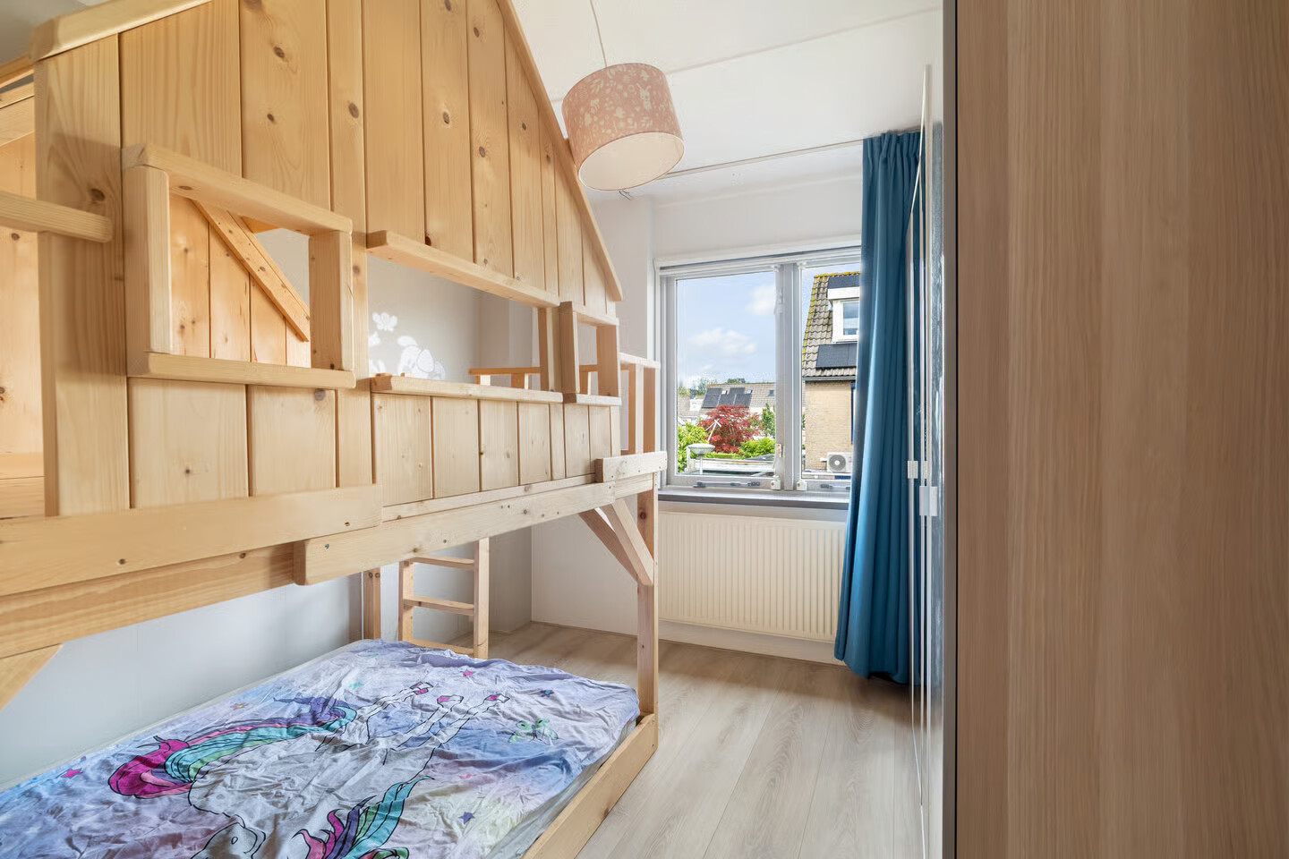 Hoekwoning te koop: Ierlandstraat 2, Alphen Aan Den Rijn