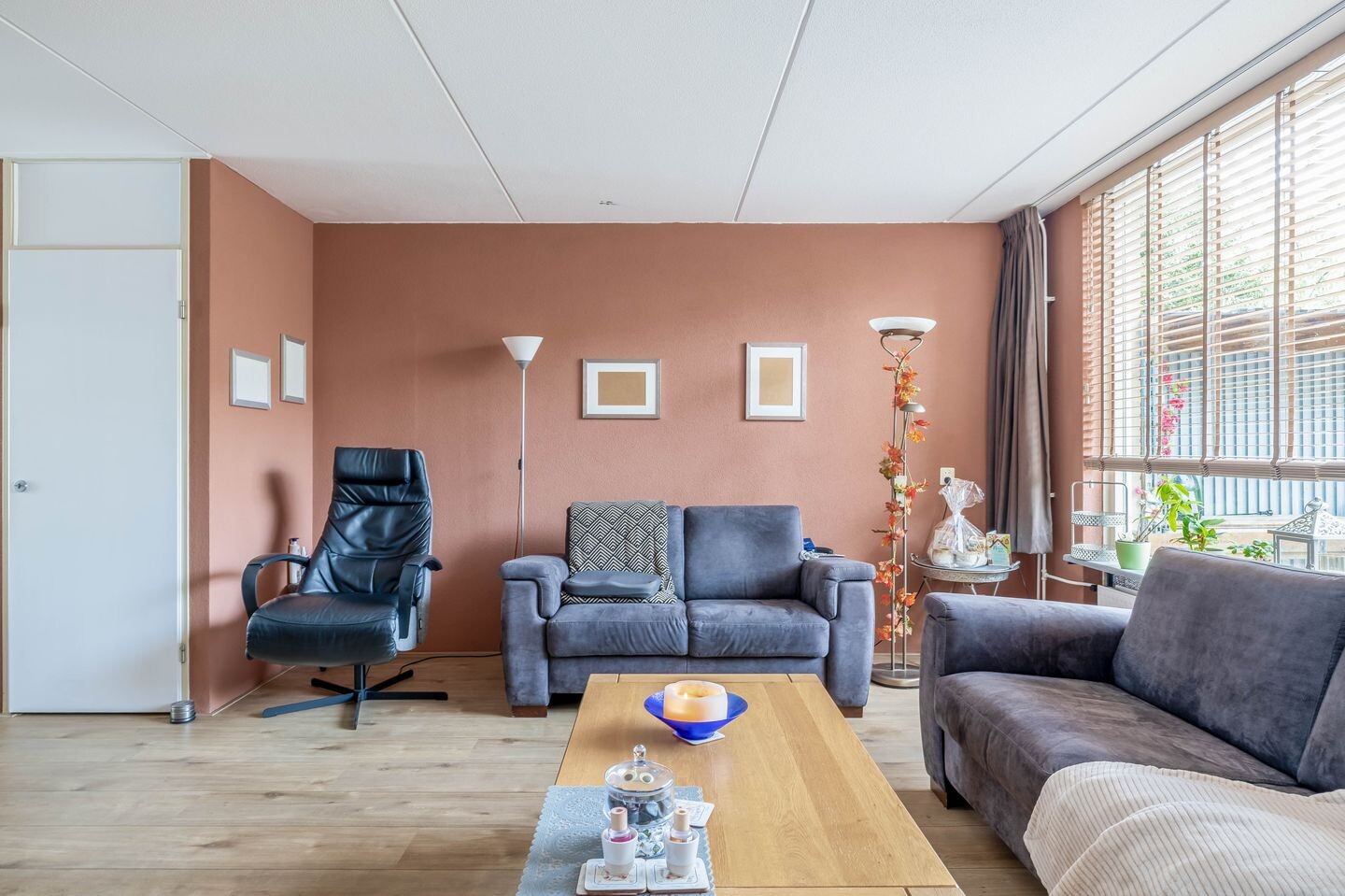 Tussenwoning te koop: Lissabonstraat 64, Alphen Aan Den Rijn