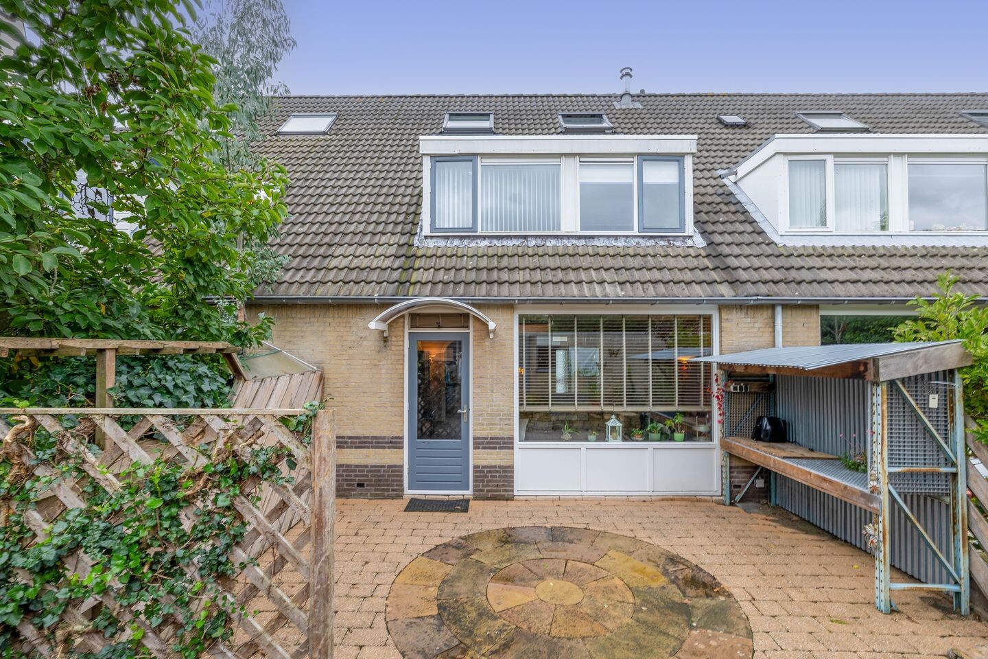 Tussenwoning te koop: Lissabonstraat 64, Alphen Aan Den Rijn