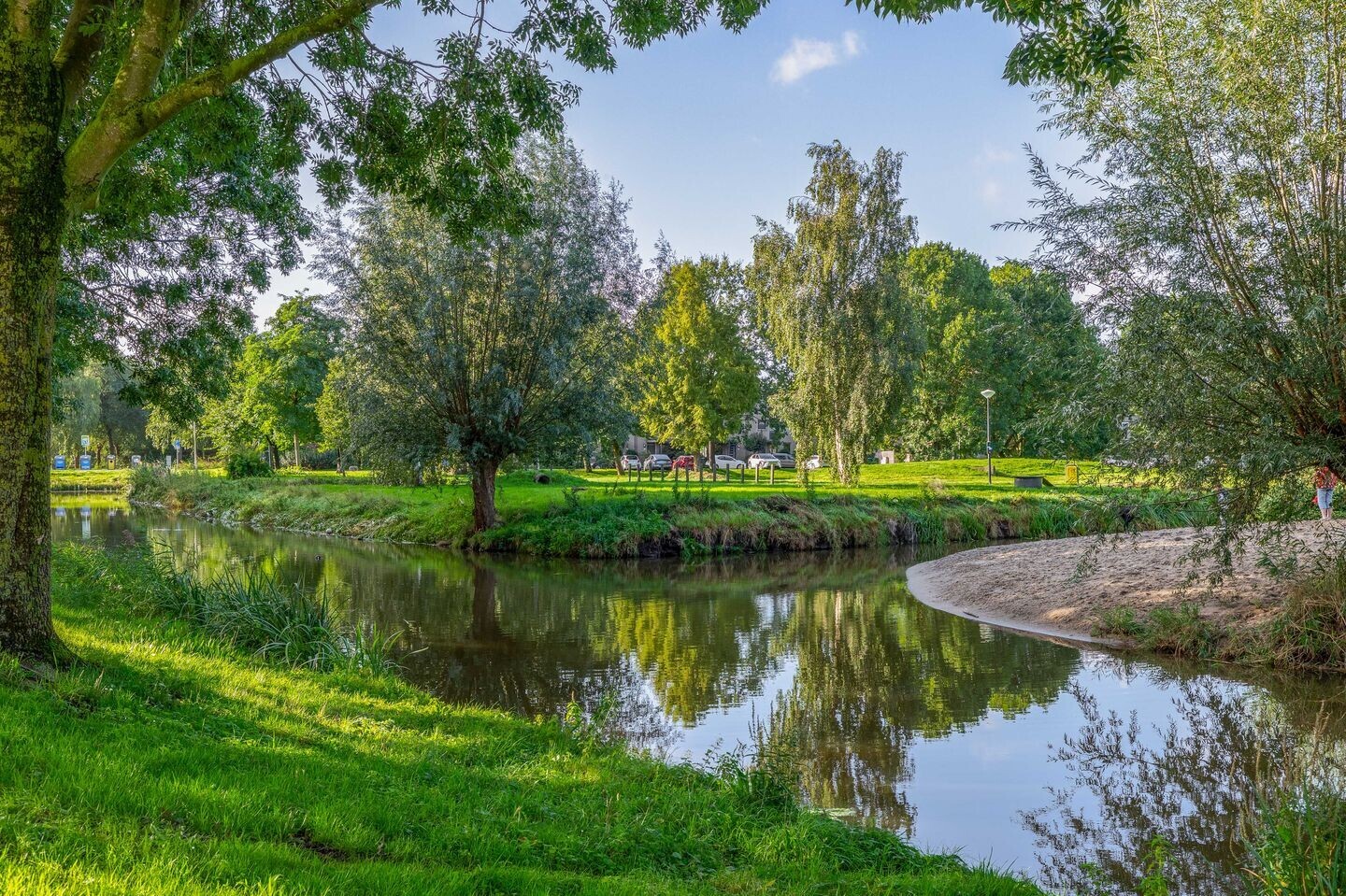 Tussenwoning te koop: Afrikalaan 27, Alphen Aan Den Rijn