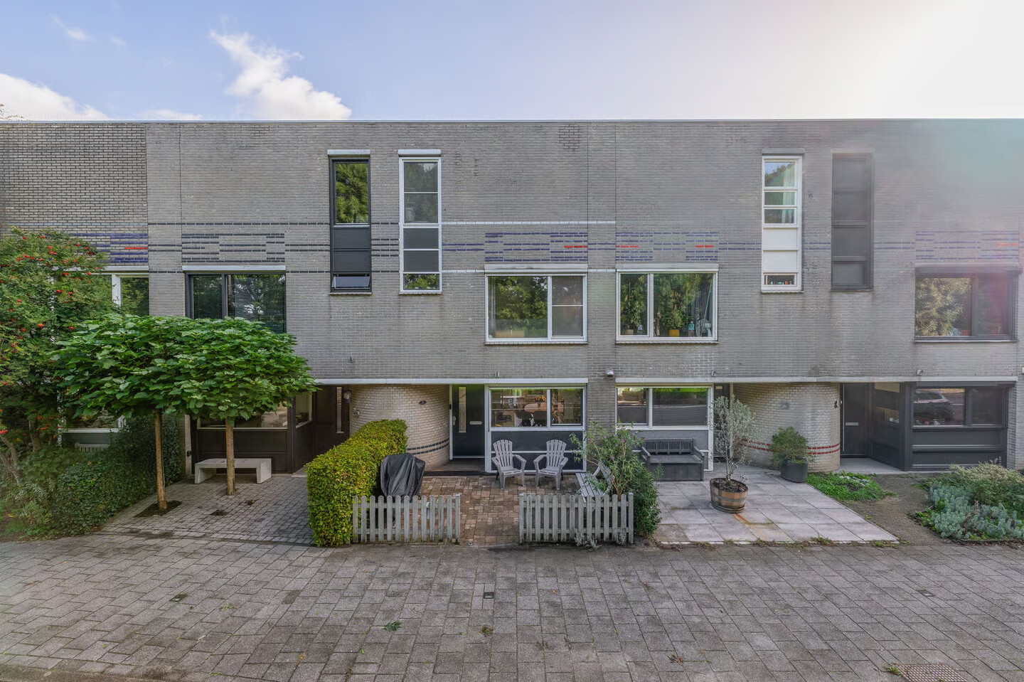 Tussenwoning te koop: Afrikalaan 27, Alphen Aan Den Rijn