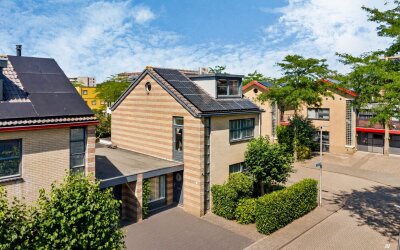 Nepalstraat 49