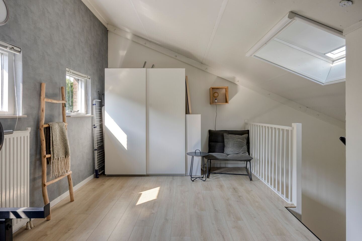 Tussenwoning te koop: Afrikalaan 79, Alphen Aan Den Rijn