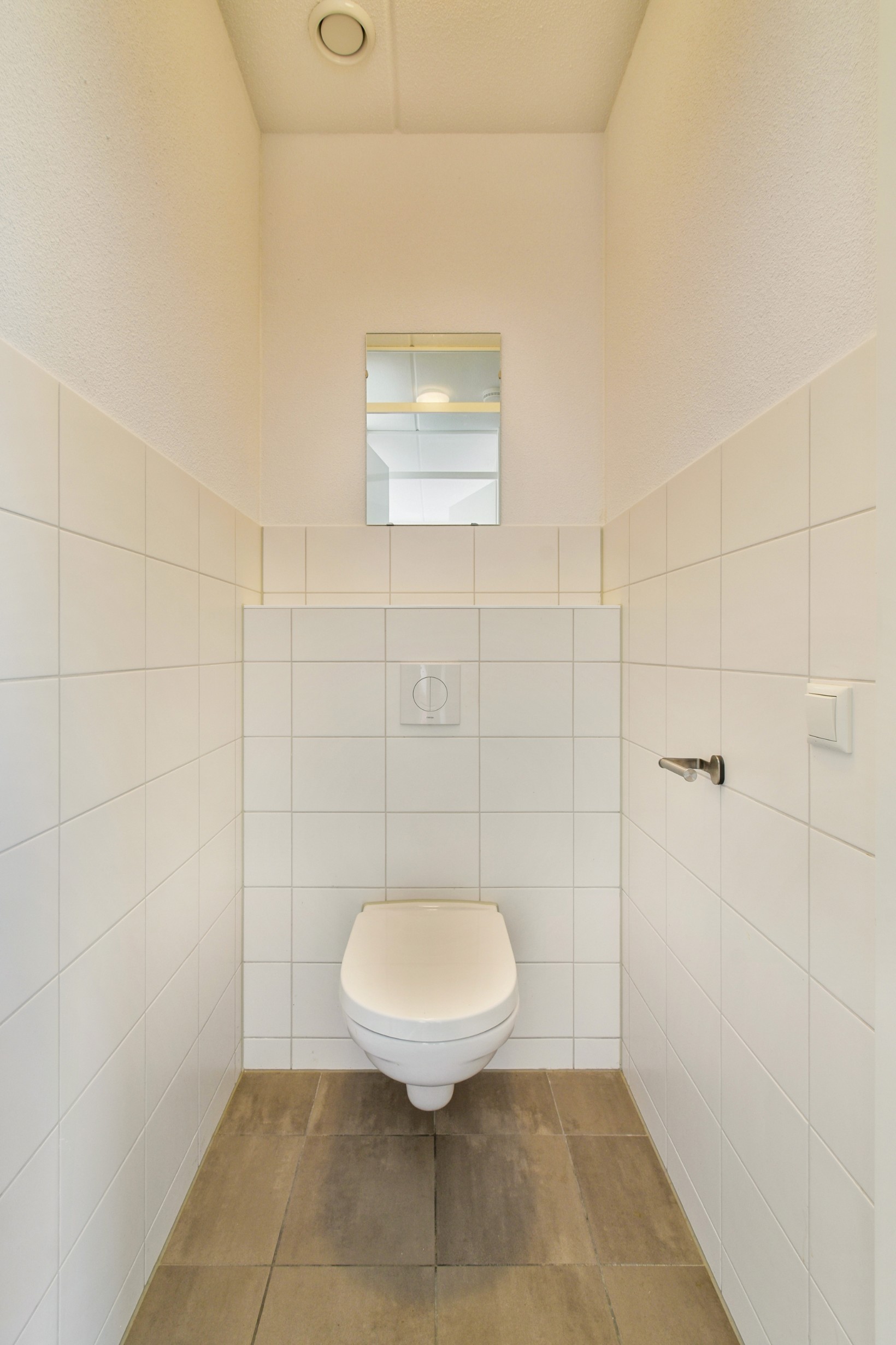 Tussenwoning te koop: Trappistenlaan 23, Alphen Aan Den Rijn