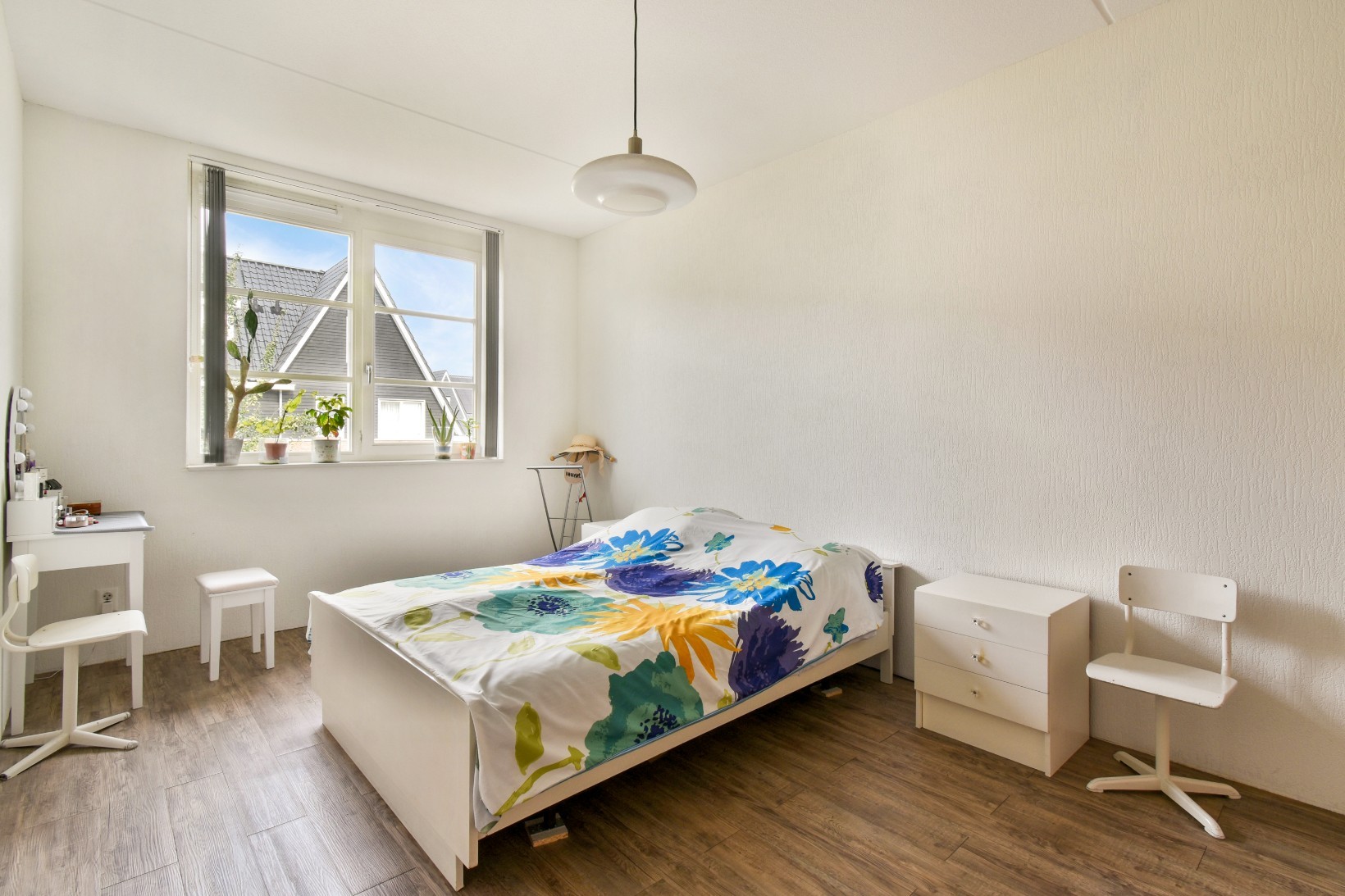 Tussenwoning te koop: Trappistenlaan 23, Alphen Aan Den Rijn