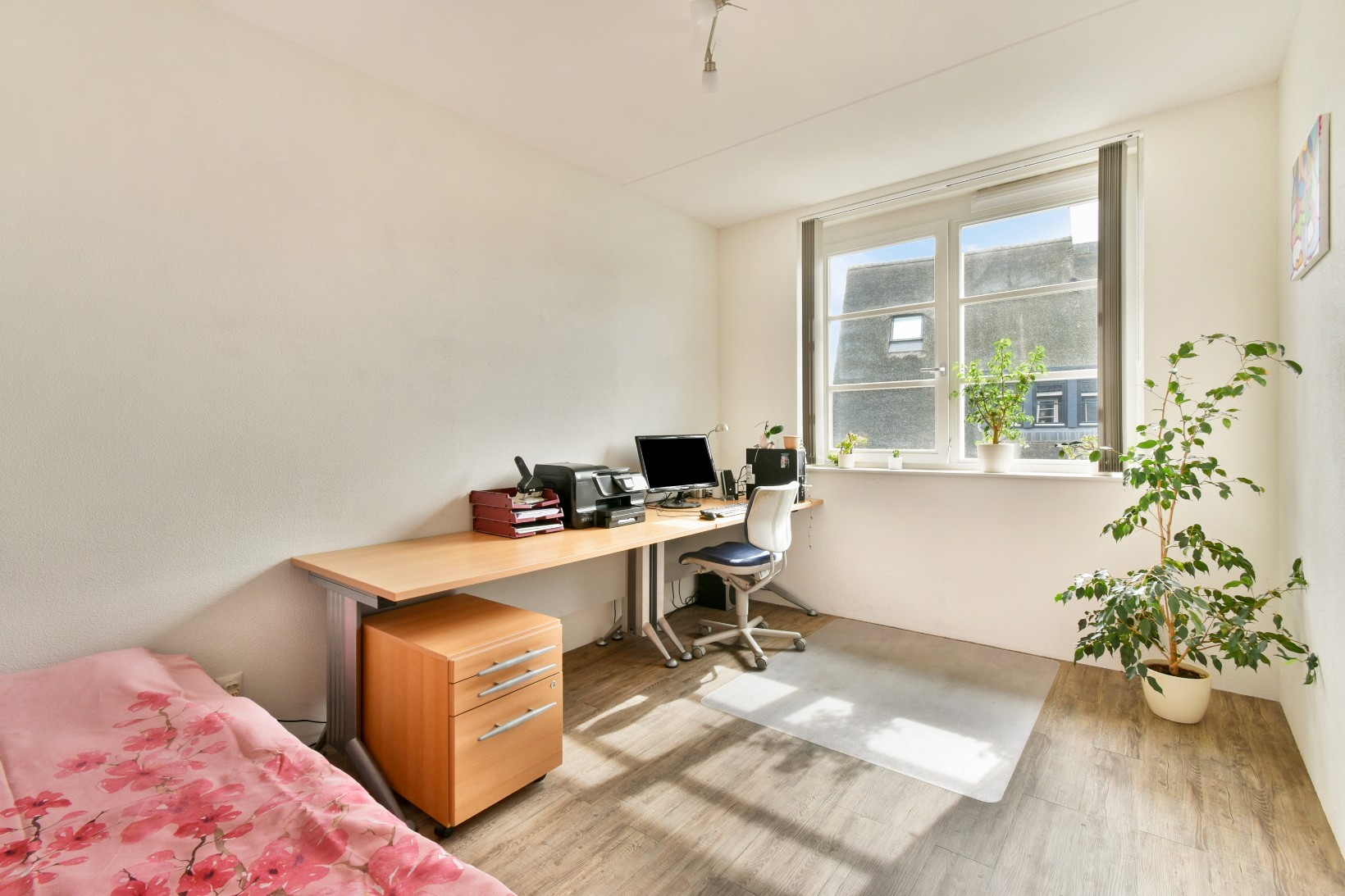 Tussenwoning te koop: Trappistenlaan 23, Alphen Aan Den Rijn