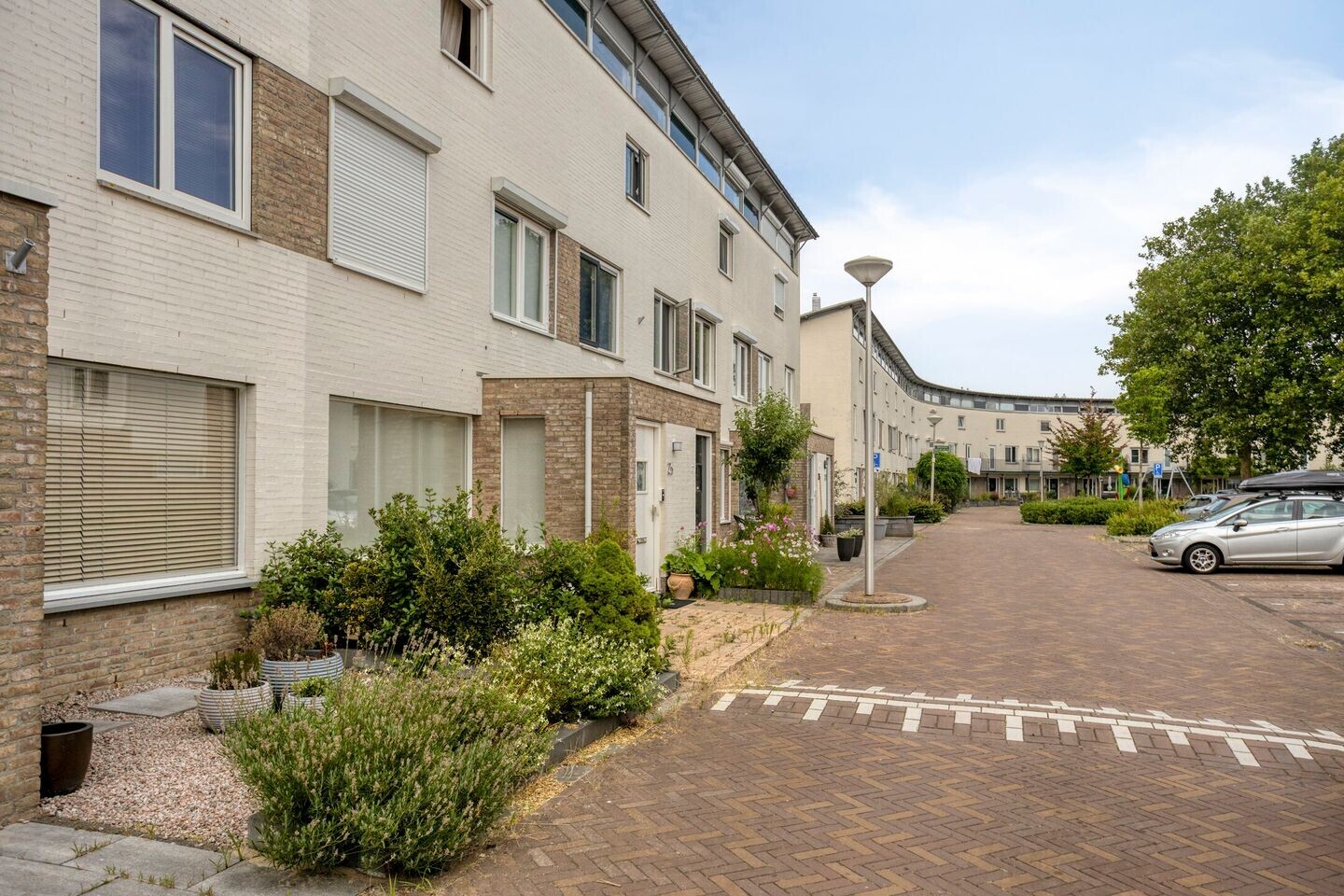 Tussenwoning te koop: Spuisluis 29, Alphen Aan Den Rijn