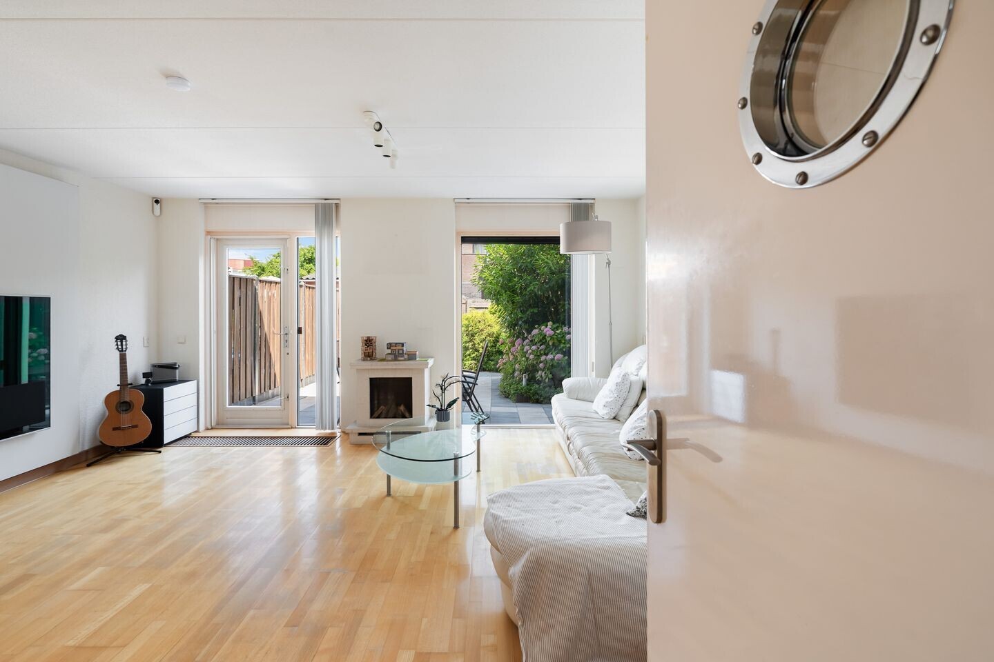 Tussenwoning te koop: Schouw 75, Alphen Aan Den Rijn