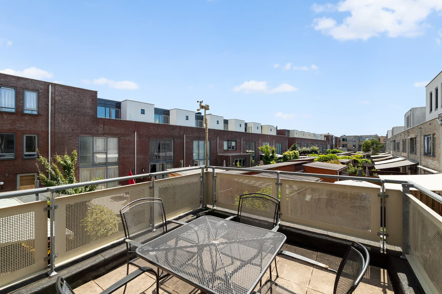 Hoekwoning te koop: Vroonhoevelaan 11, Alphen Aan Den Rijn