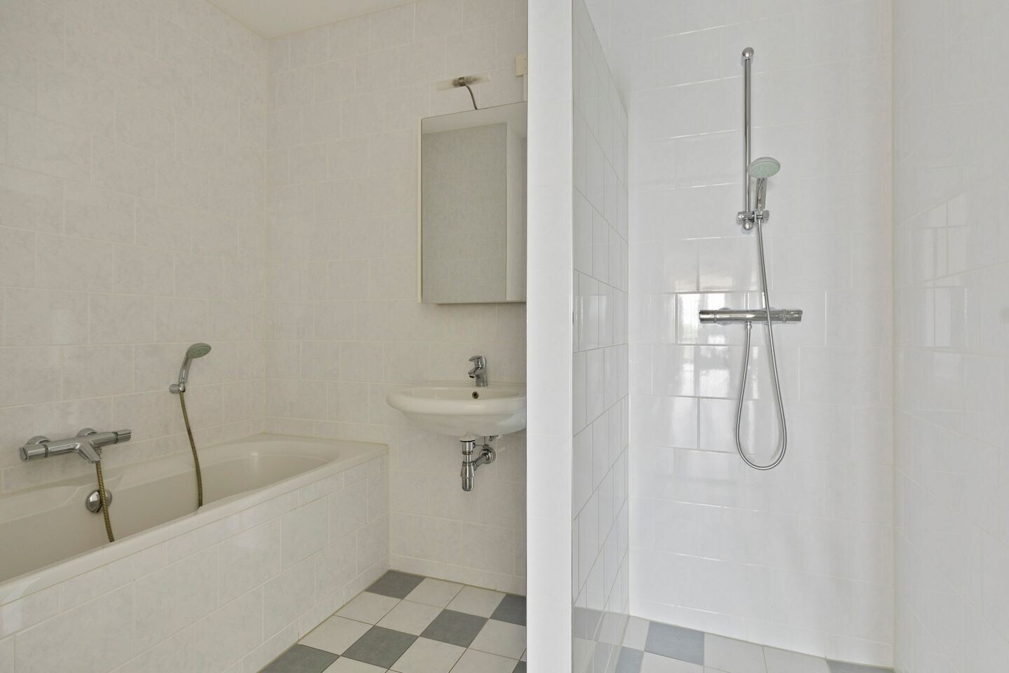 Appartement te koop: Kooikerstraat 87, Alphen Aan Den Rijn