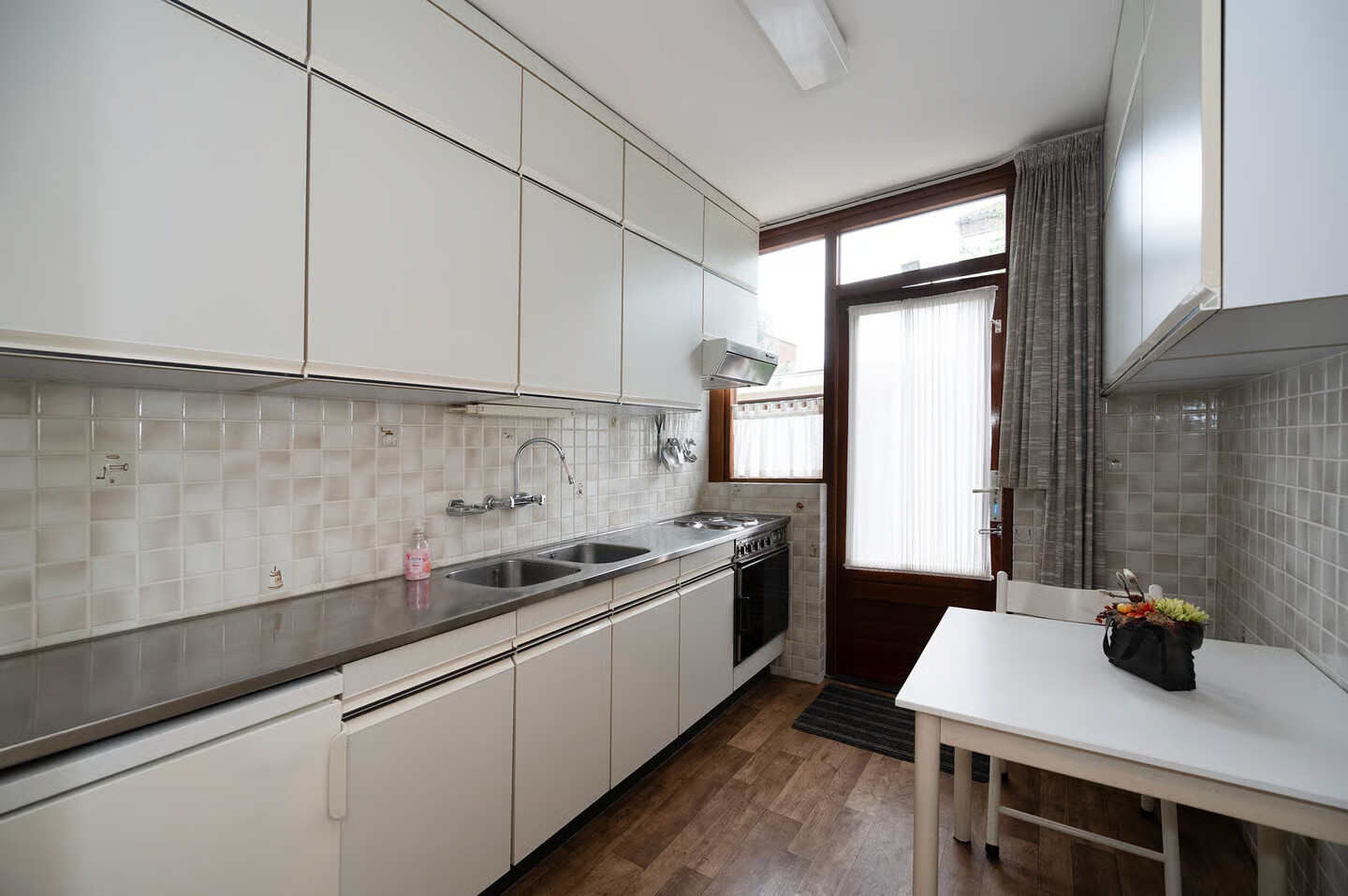 Twee-onder-één-kap te koop: Burg. v. Dobben de Bruijnstraat 20, Bodegraven