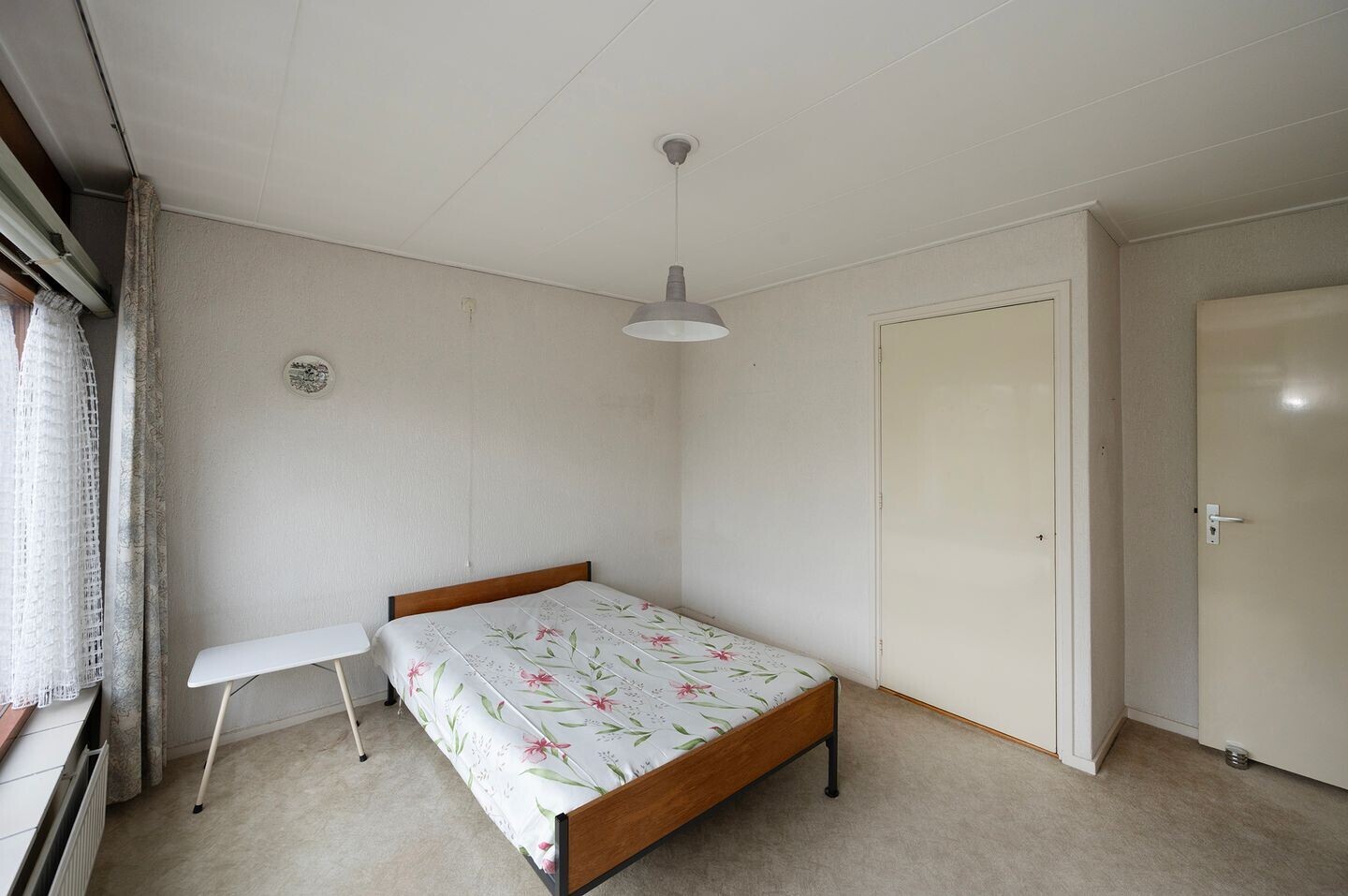 Twee-onder-één-kap te koop: Burg. v. Dobben de Bruijnstraat 20, Bodegraven