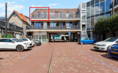 van Tolstraat 4-T