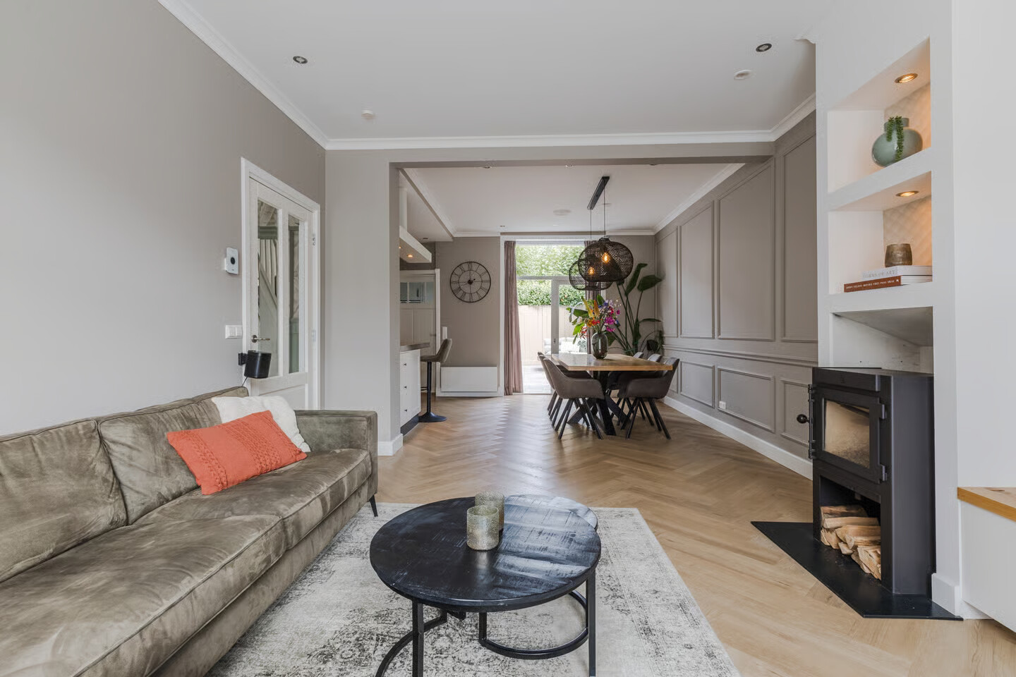 Tussenwoning te koop: Koningstraat 1, Bodegraven
