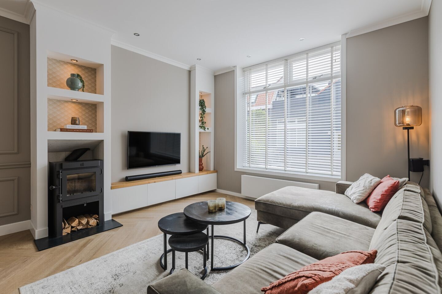 Tussenwoning te koop: Koningstraat 1, Bodegraven