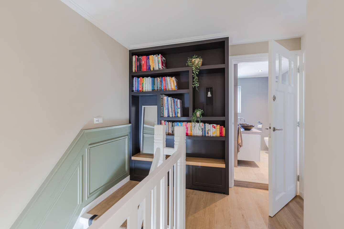 Tussenwoning te koop: Koningstraat 1, Bodegraven