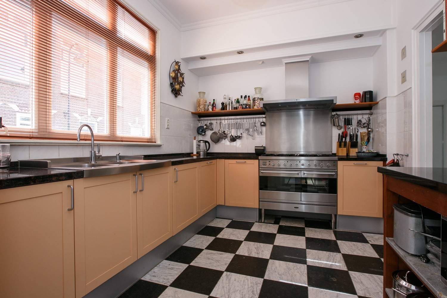 Hoekwoning te koop: Wilhelminastraat 35, Bodegraven