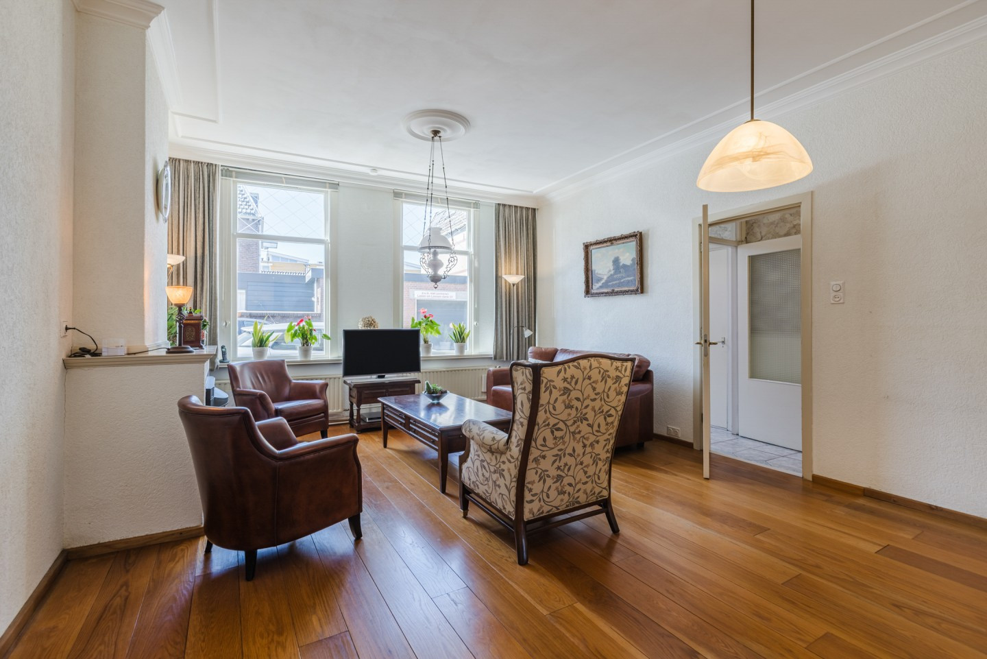 Vrijstaande woning te koop: Korte Nieuwstraat 1, Bodegraven