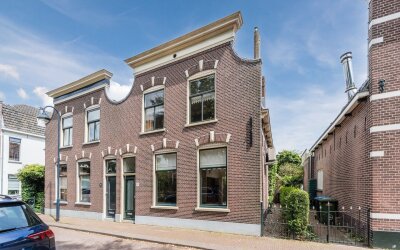 Spoorstraat 20