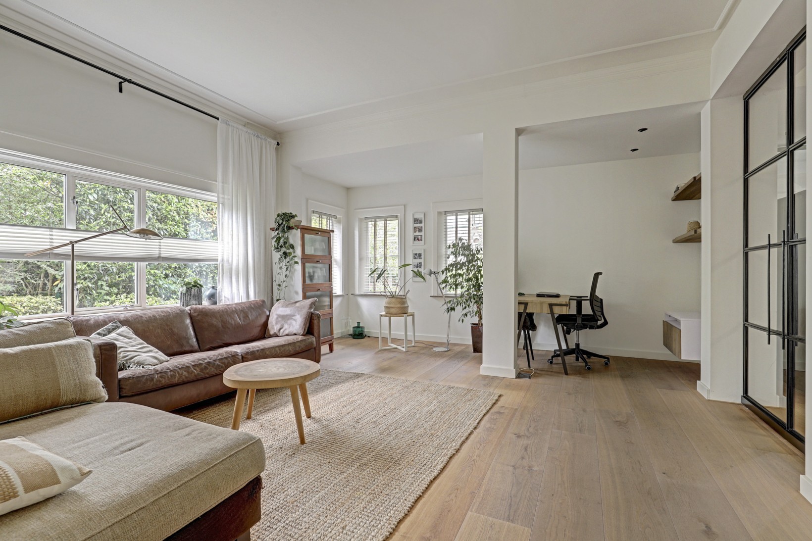 Vrijstaande woning te koop: Spoorstraat 52, Bodegraven
