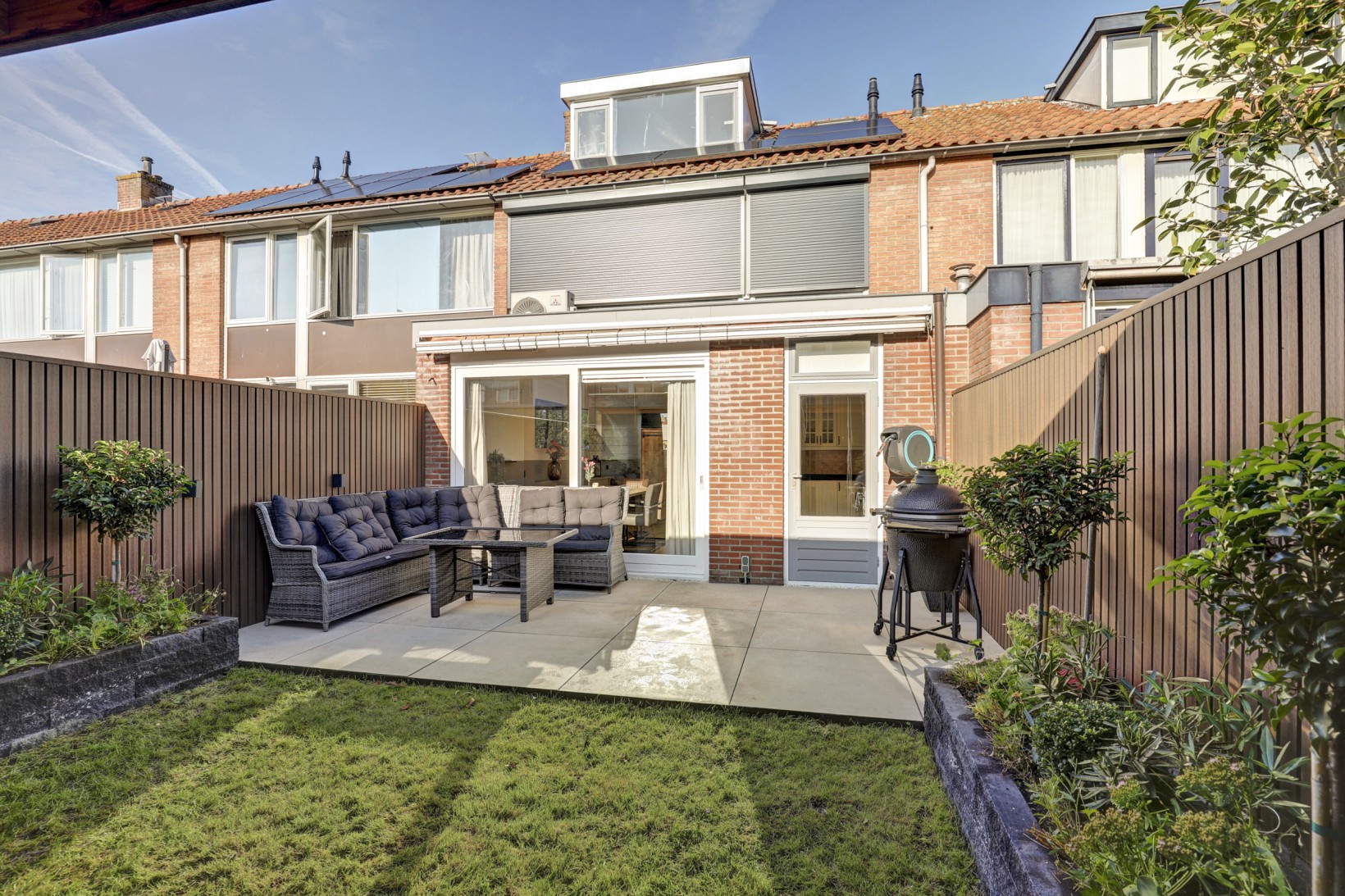 Tussenwoning te koop: Ambachtshof 48, Bodegraven