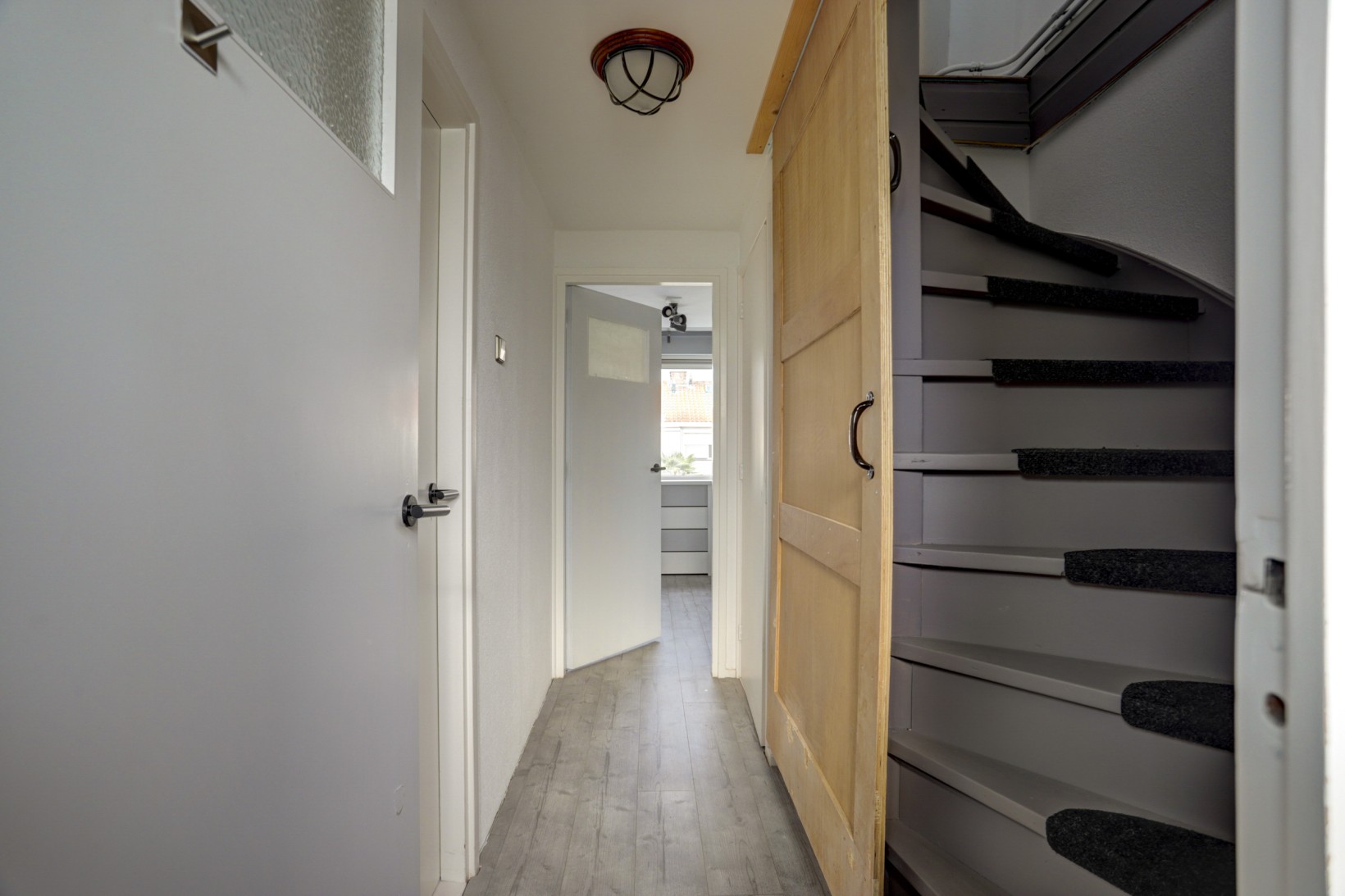 Tussenwoning te koop: Vrije Nesse 50, Bodegraven