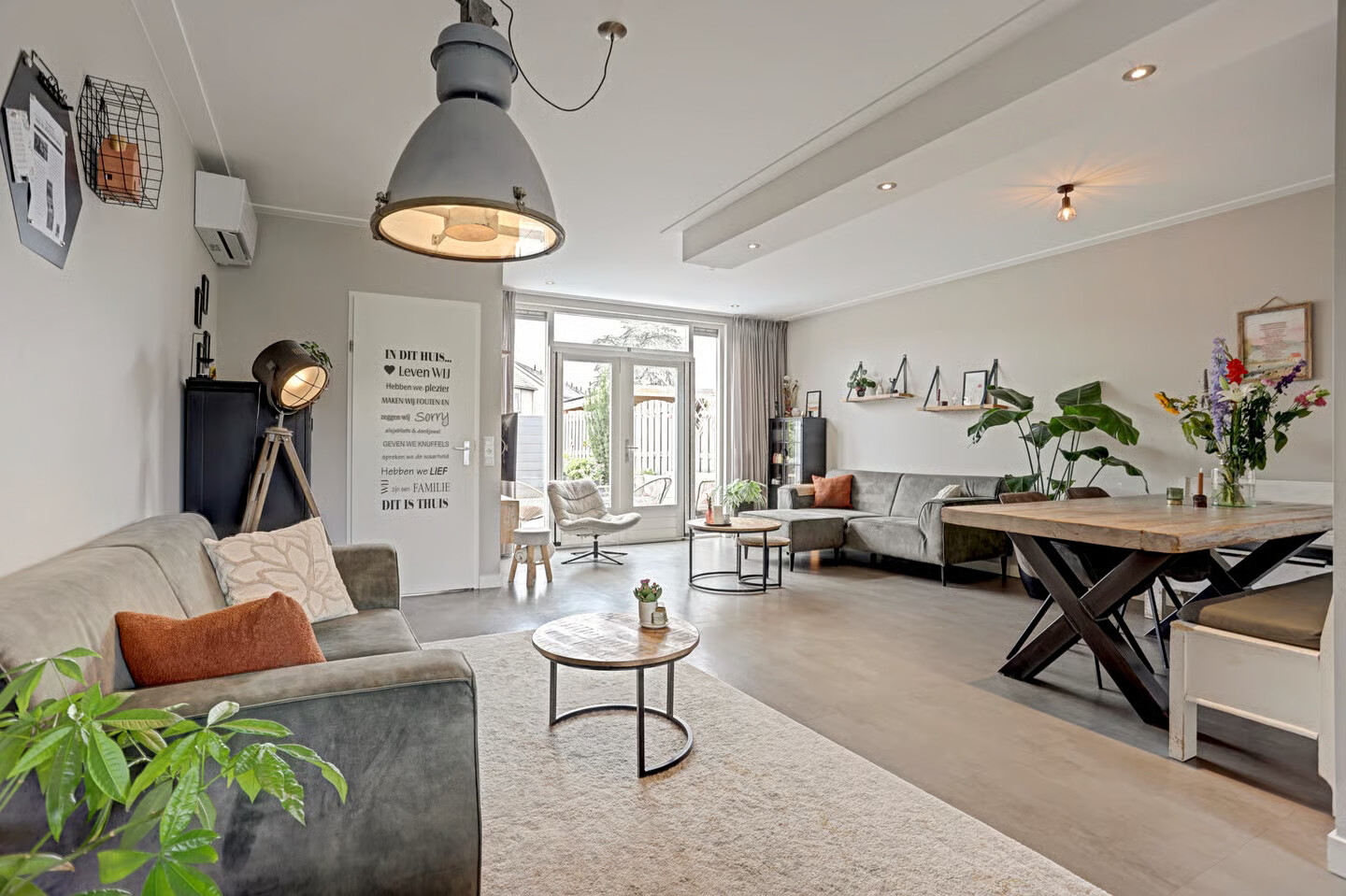 Tussenwoning te koop: Goudplevier 35, Bodegraven