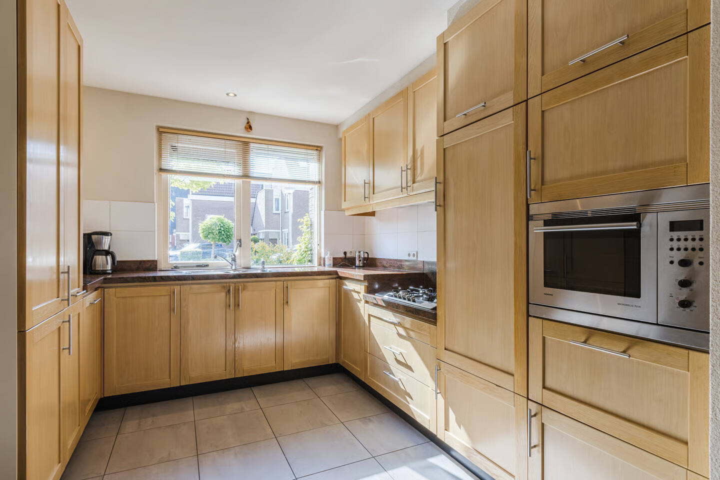 Hoekwoning te koop: Zwanebloem 11, Bodegraven