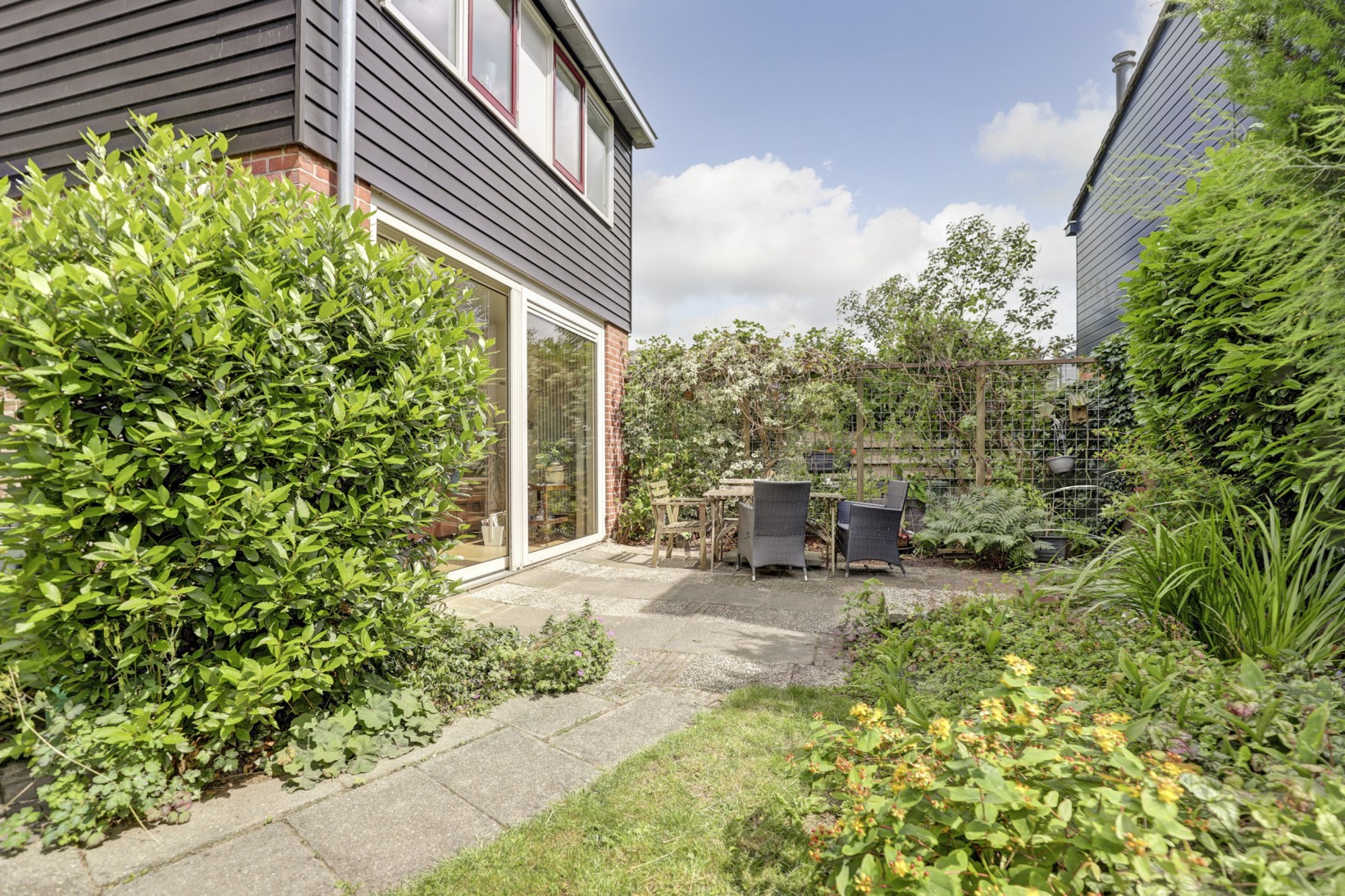 Hoekwoning te koop: Vogelmuur 1, Bodegraven