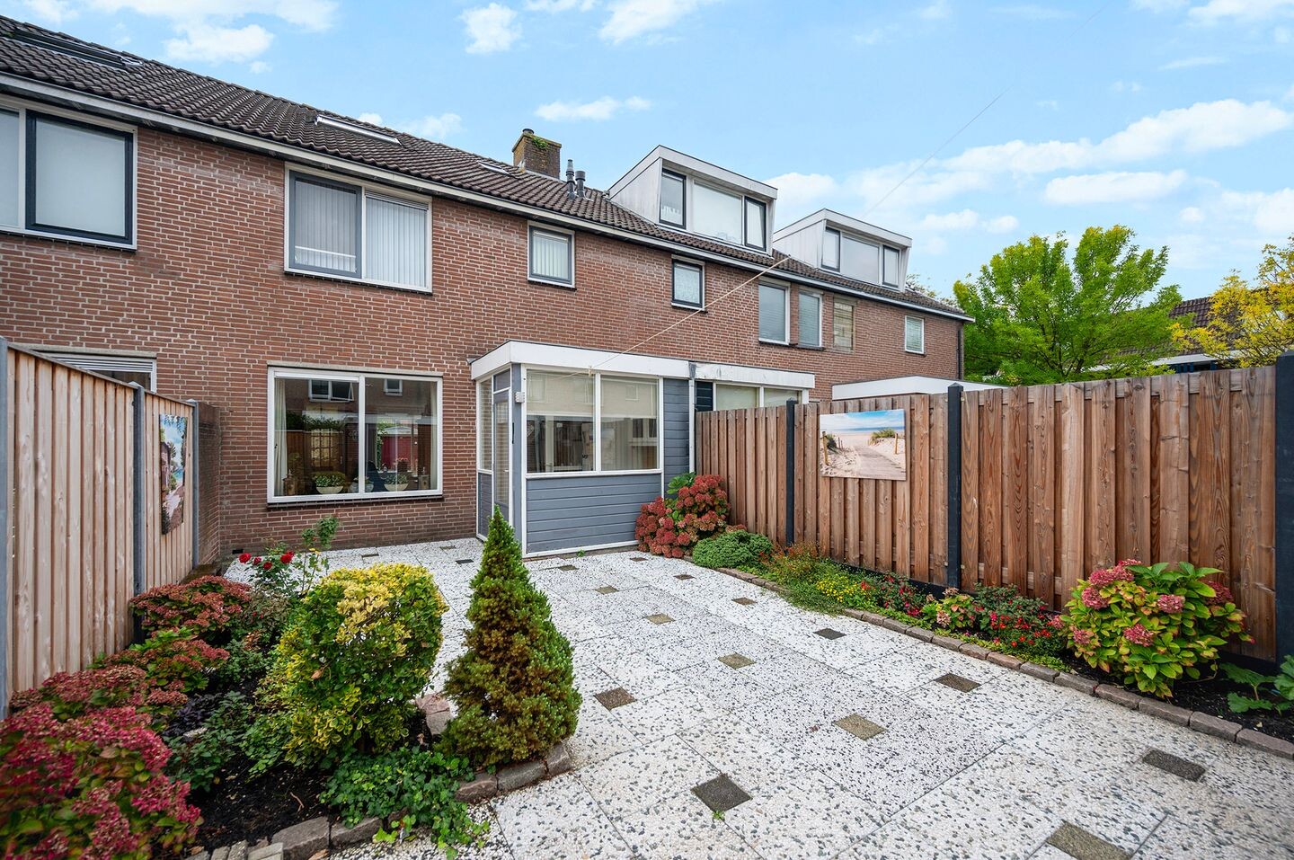 Tussenwoning te koop: Wielewaal 11, Bodegraven