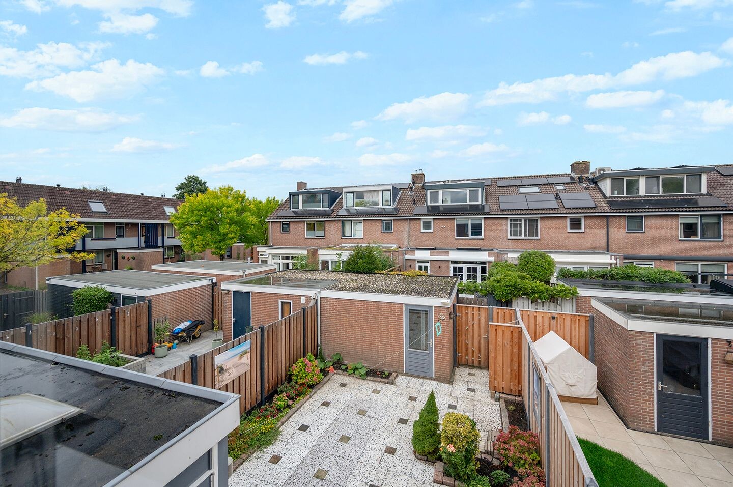 Tussenwoning te koop: Wielewaal 11, Bodegraven