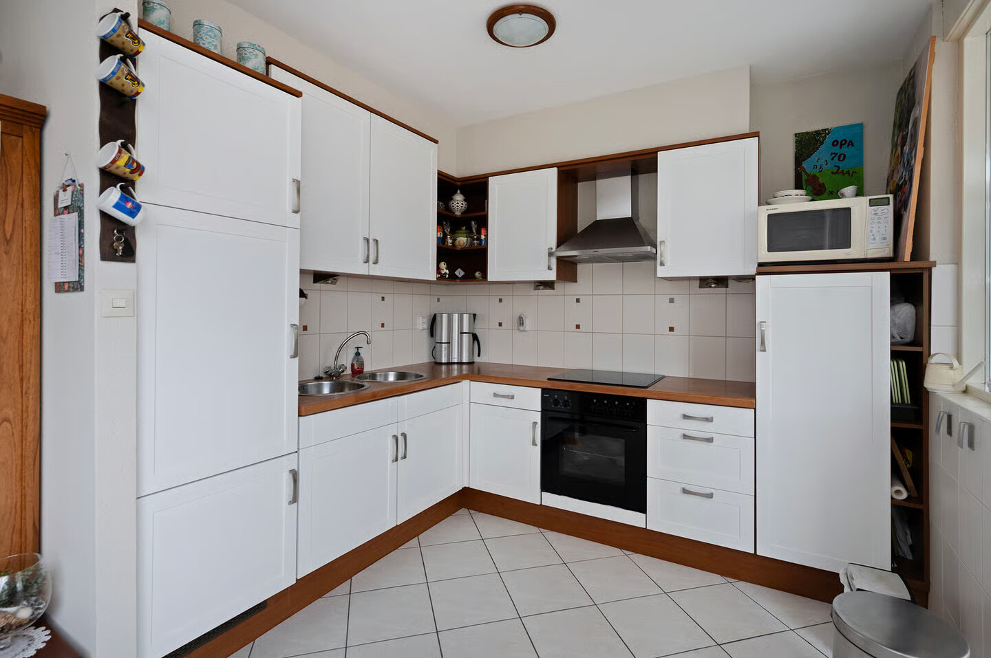 Tussenwoning te koop: Wielewaal 11, Bodegraven